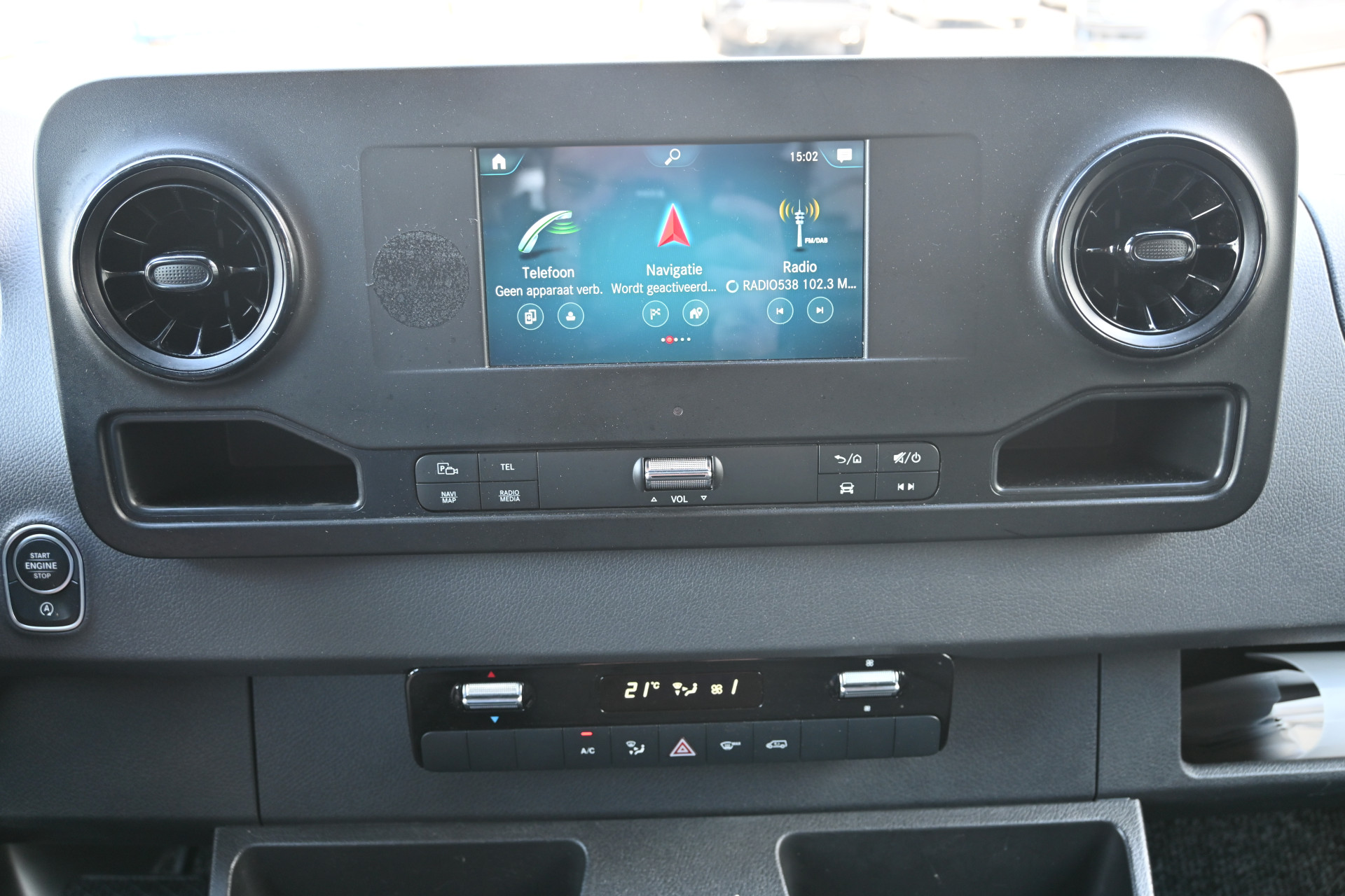 Mercedes-Benz Sprinter 4