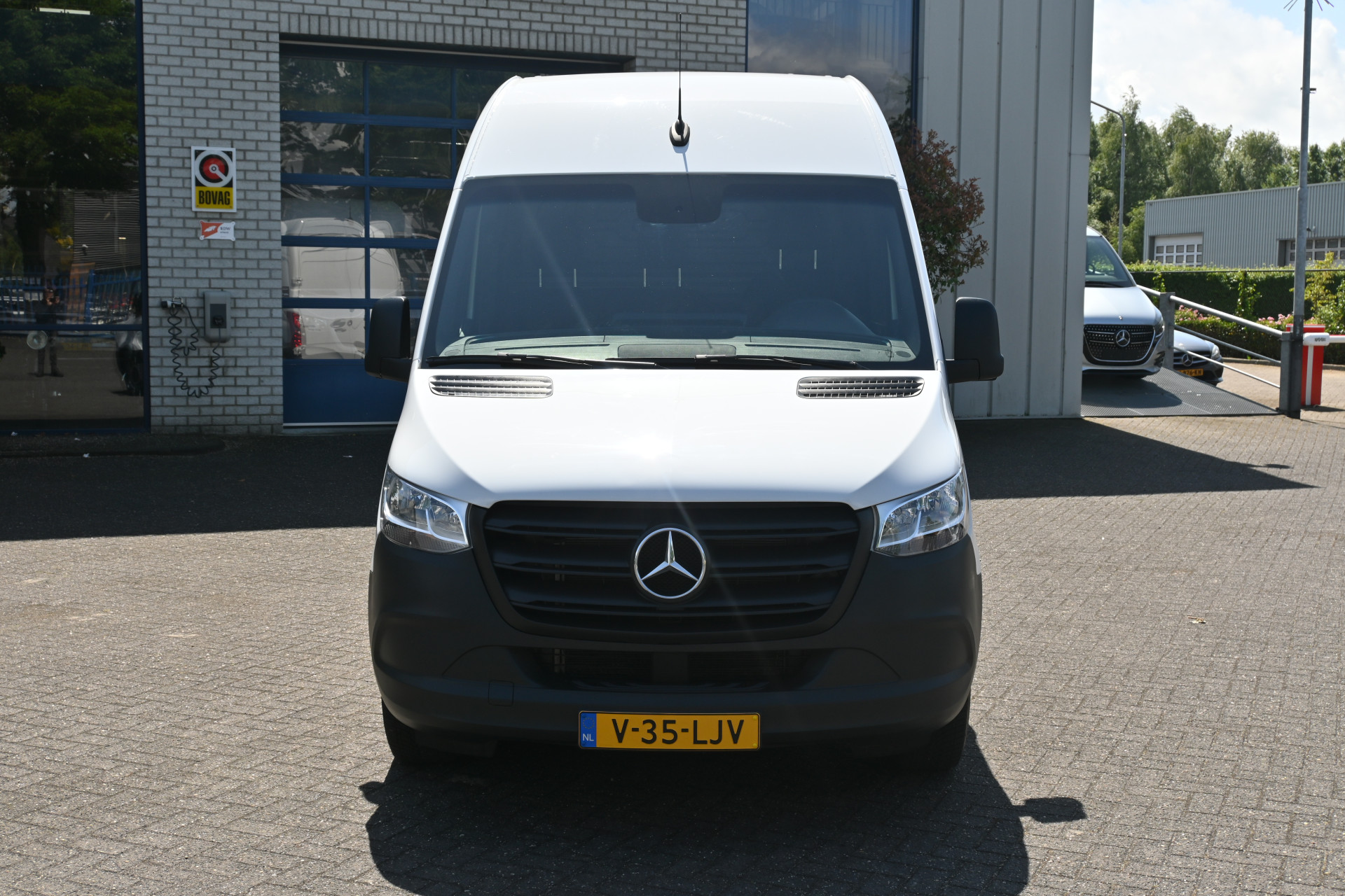 Mercedes-Benz Sprinter 1