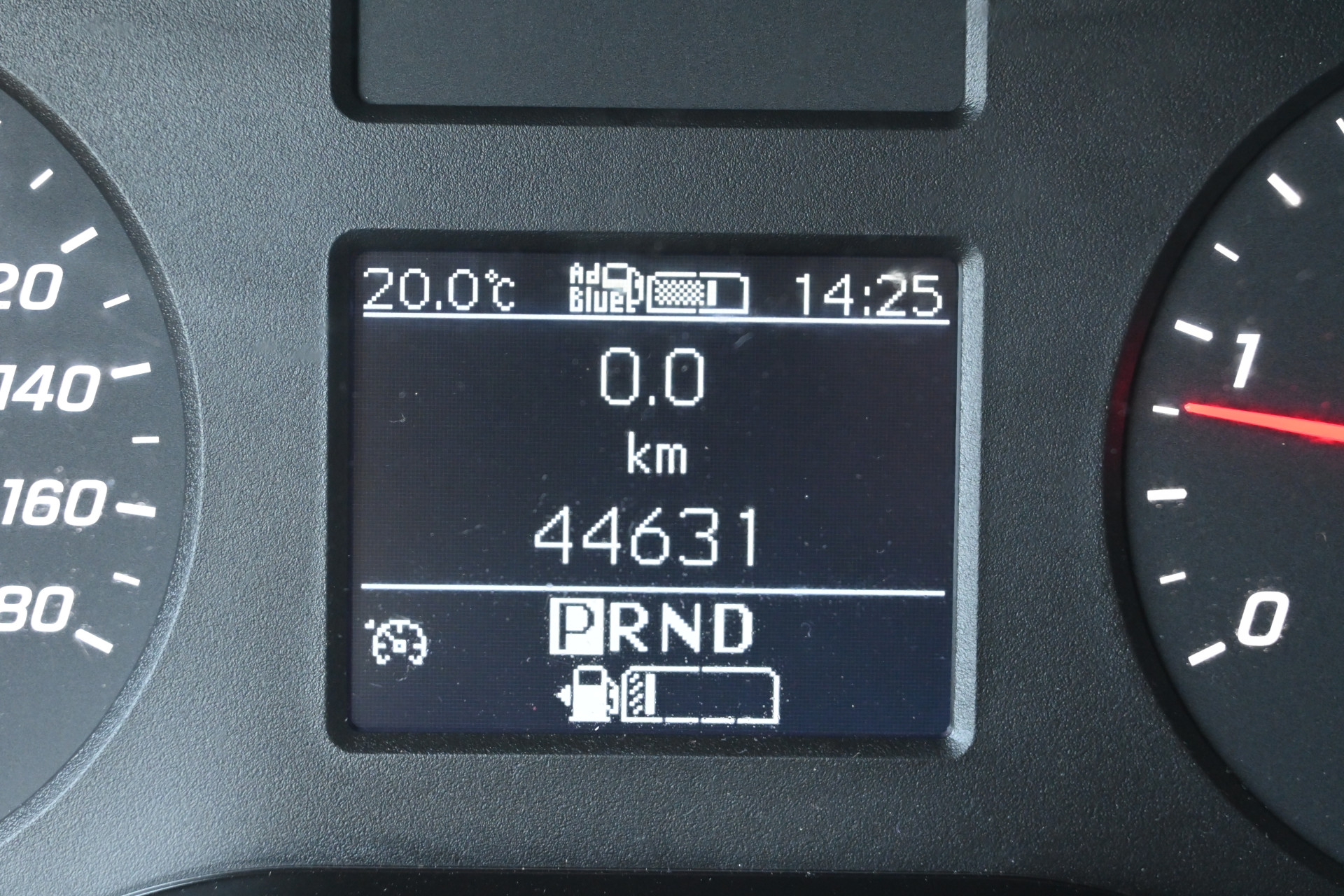 Mercedes-Benz Sprinter 17