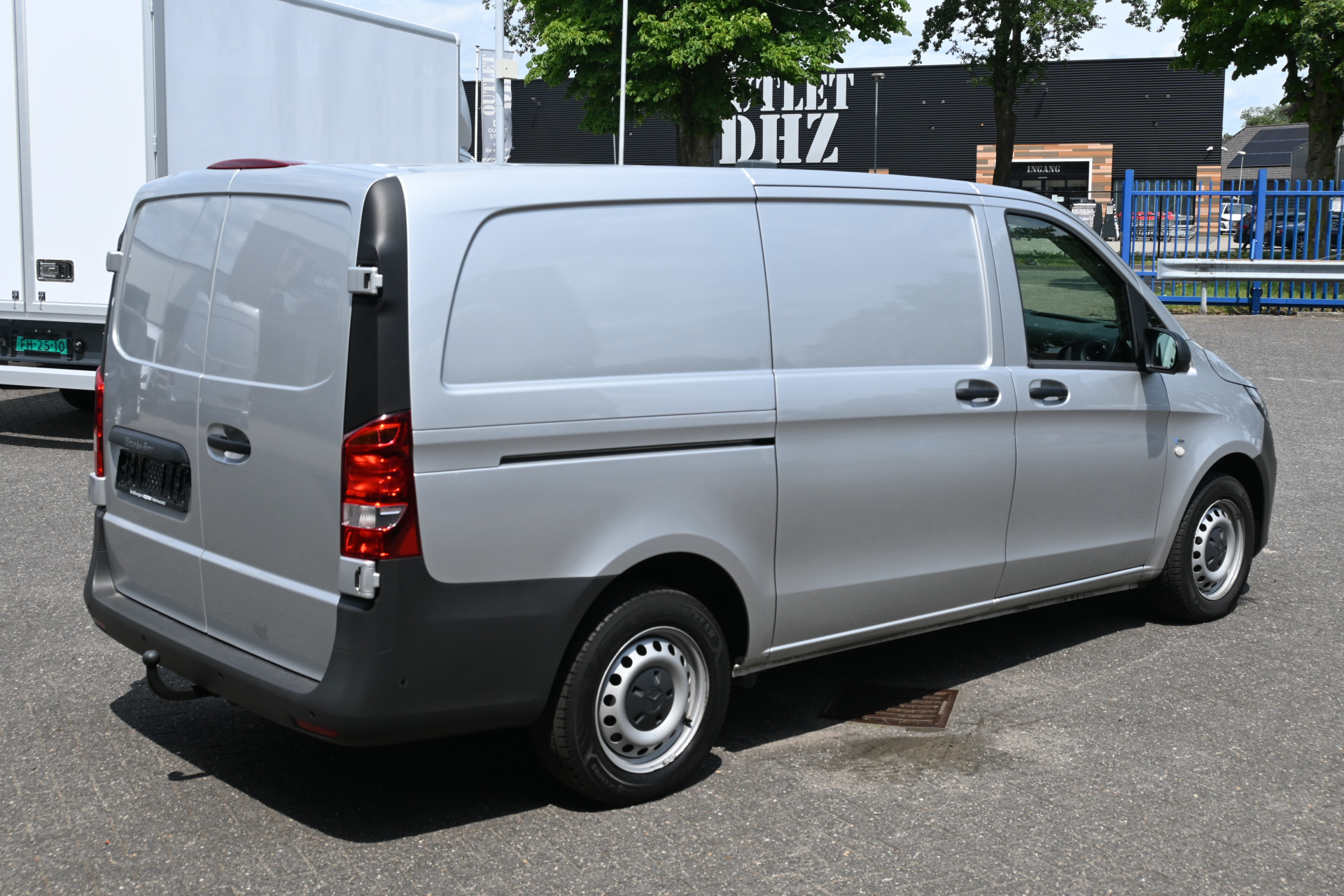 Mercedes-Benz Vito 2