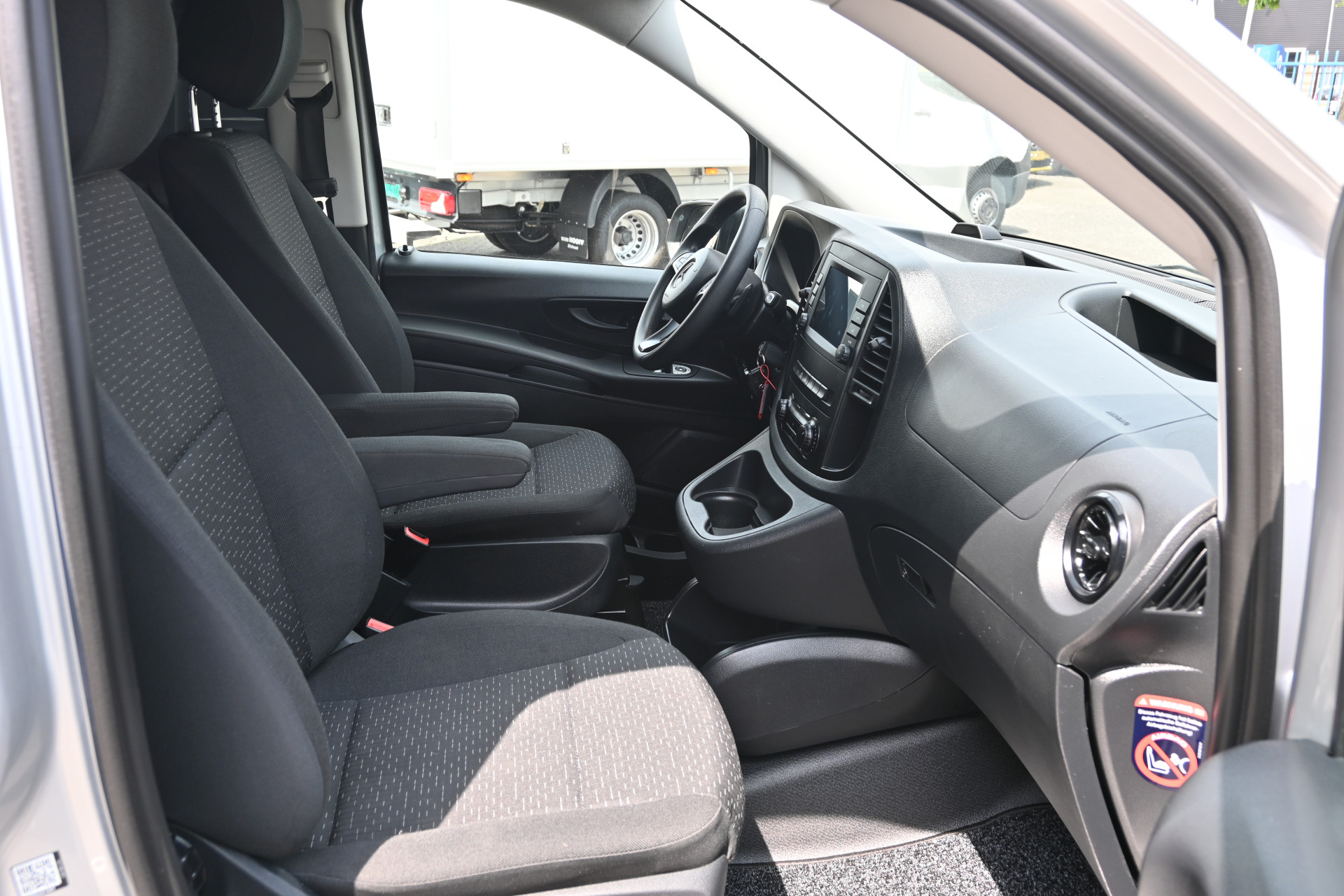 Mercedes-Benz Vito 7