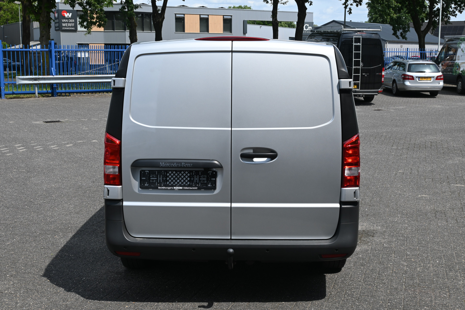 Mercedes-Benz Vito 9
