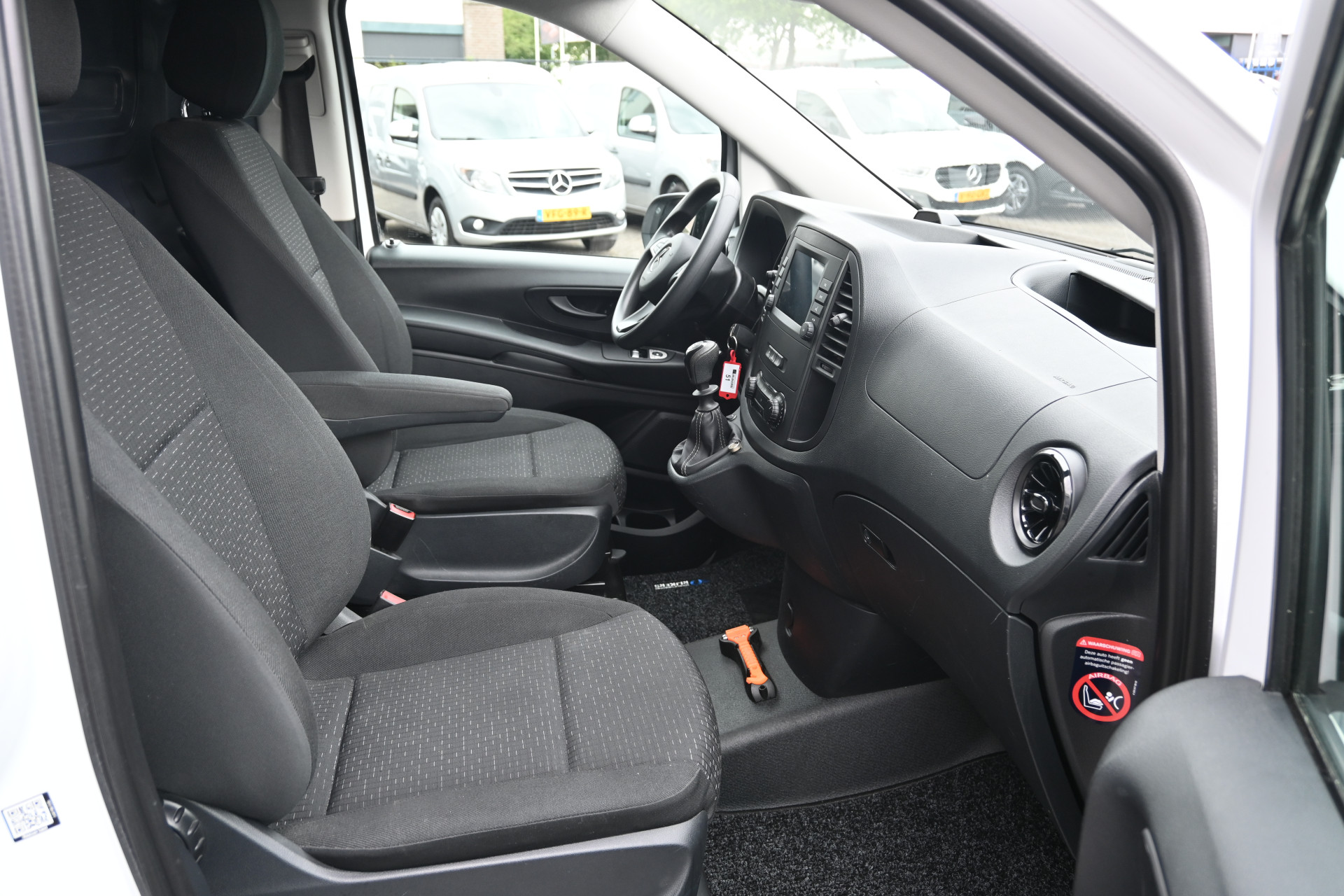 Mercedes-Benz Vito 8