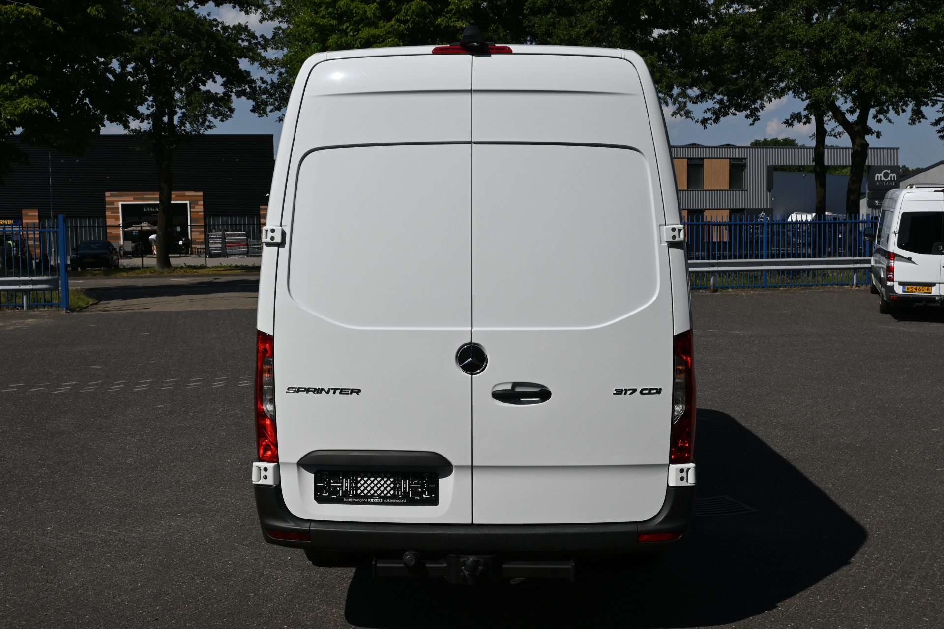 Mercedes-Benz Sprinter 10