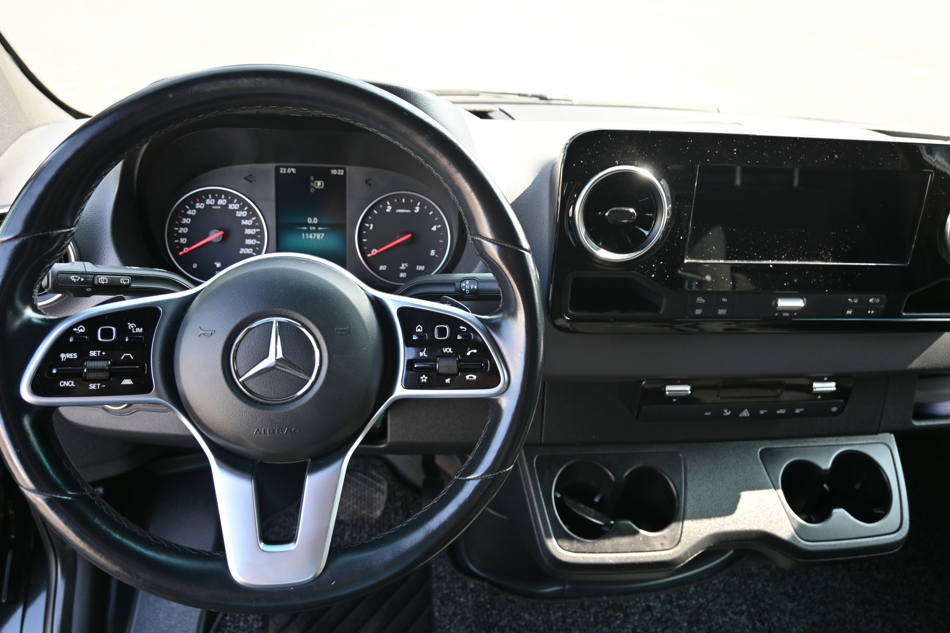 Mercedes-Benz Sprinter 16