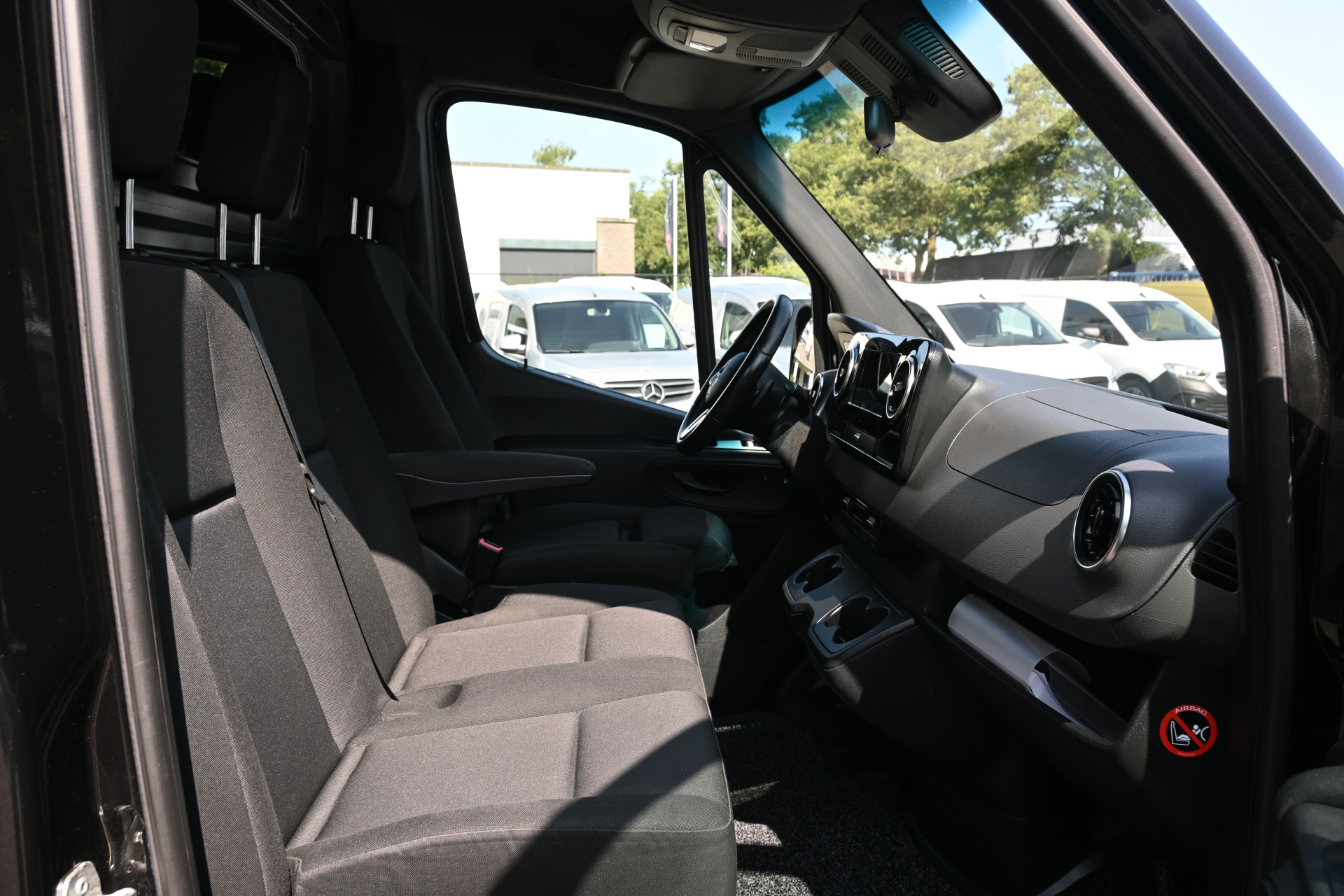 Mercedes-Benz Sprinter 8