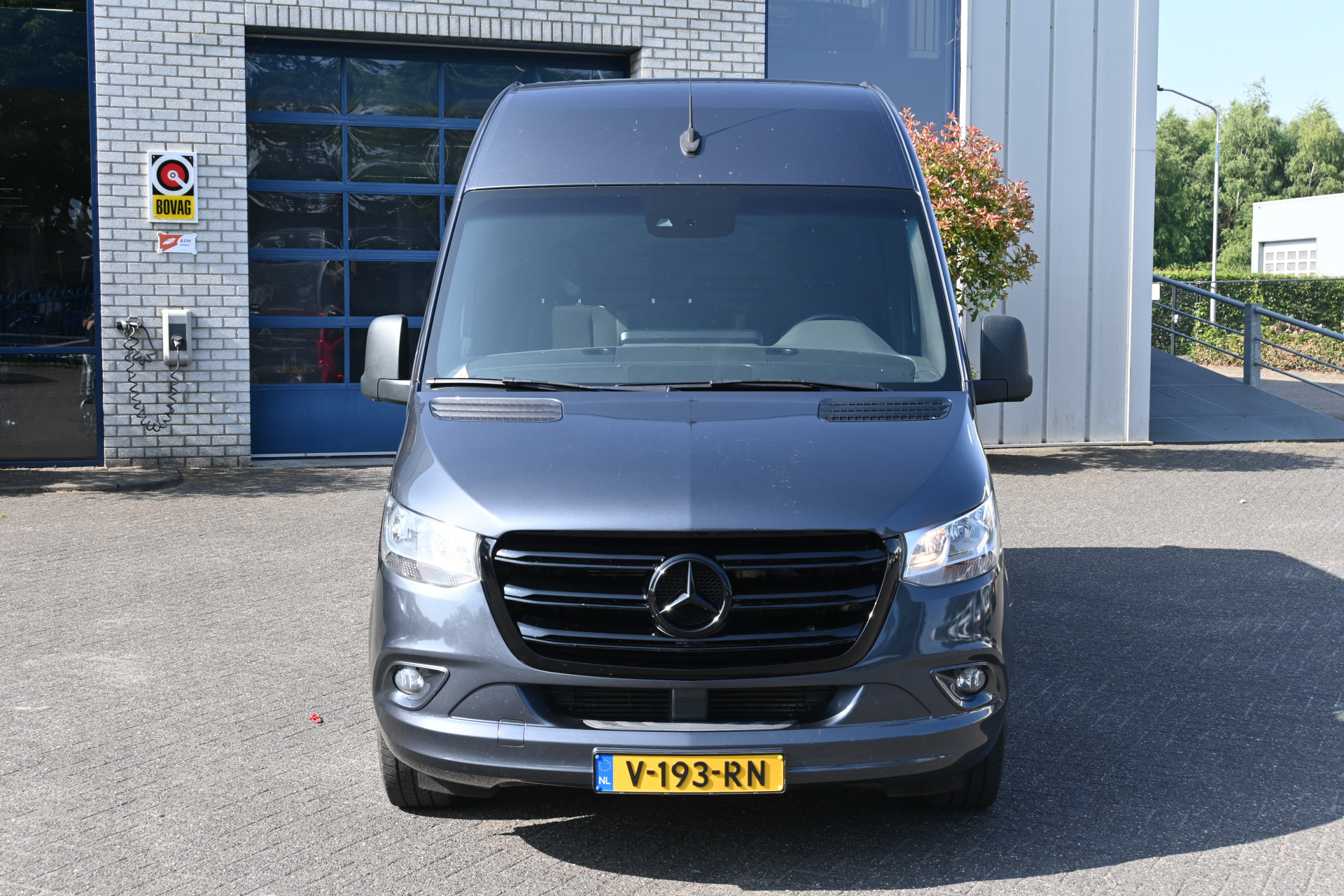 Mercedes-Benz Sprinter 1