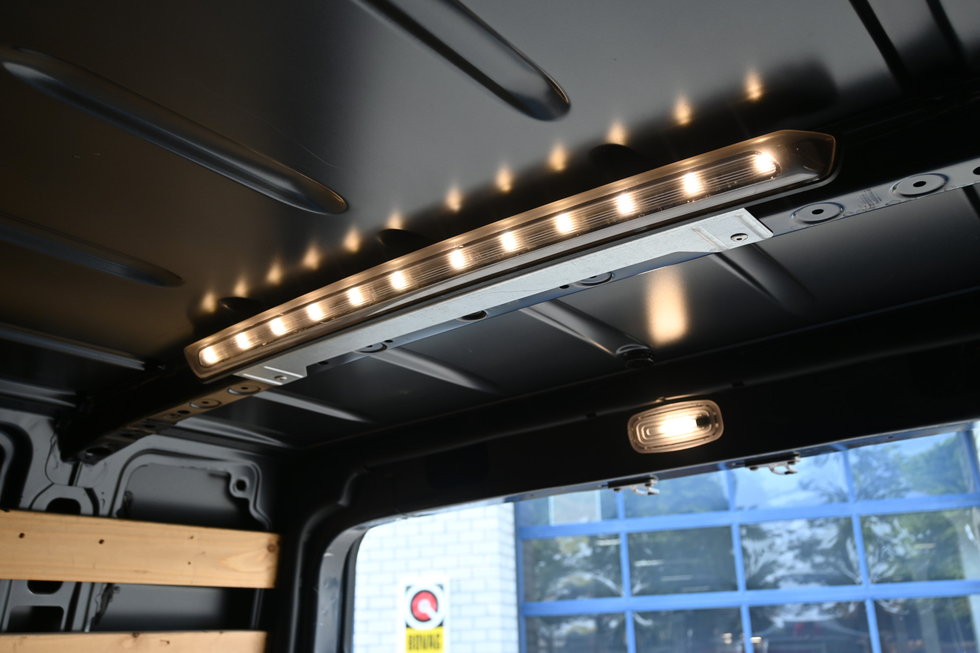 Mercedes-Benz Sprinter 12