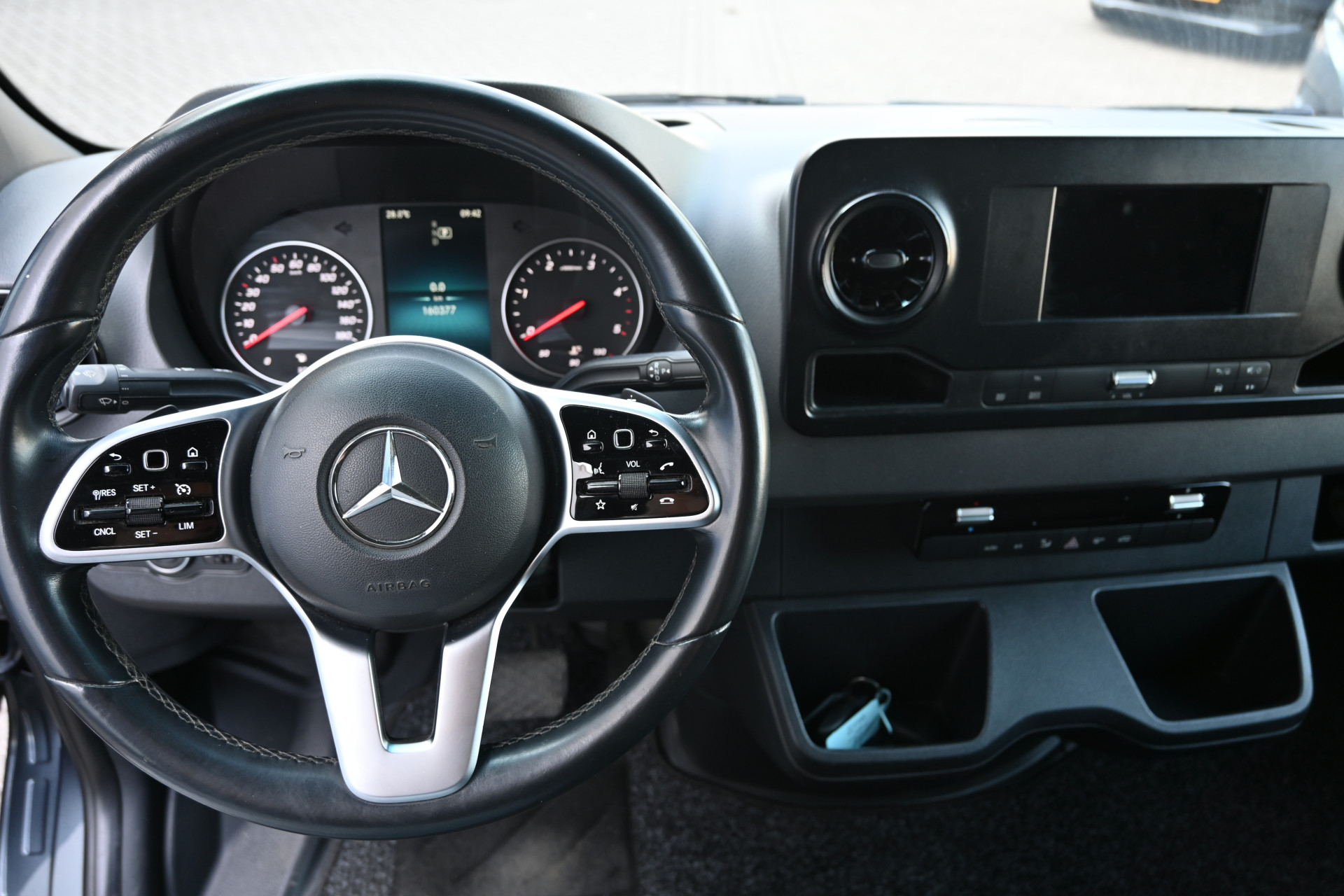 Mercedes-Benz Sprinter 13