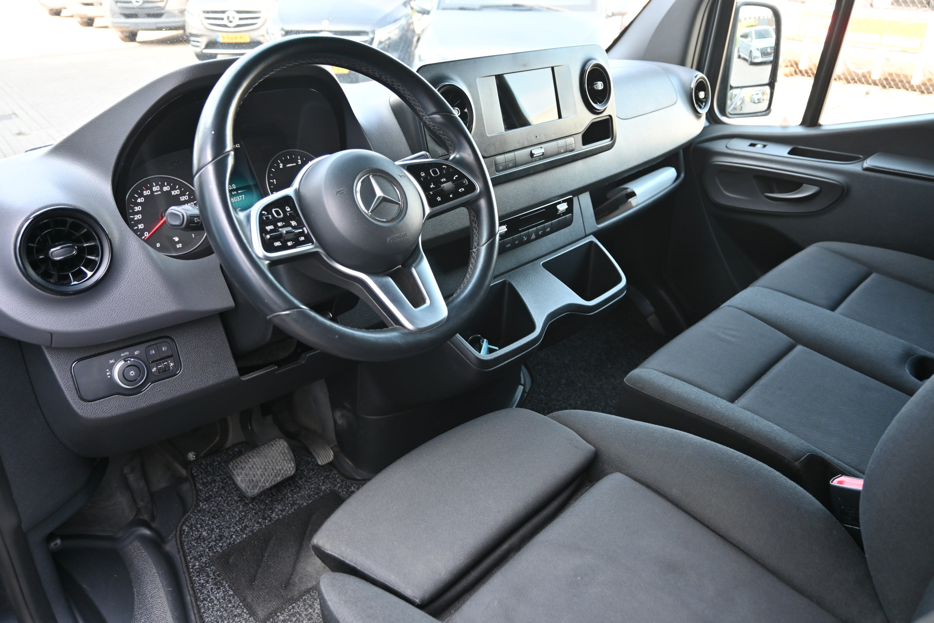 Mercedes-Benz Sprinter 3