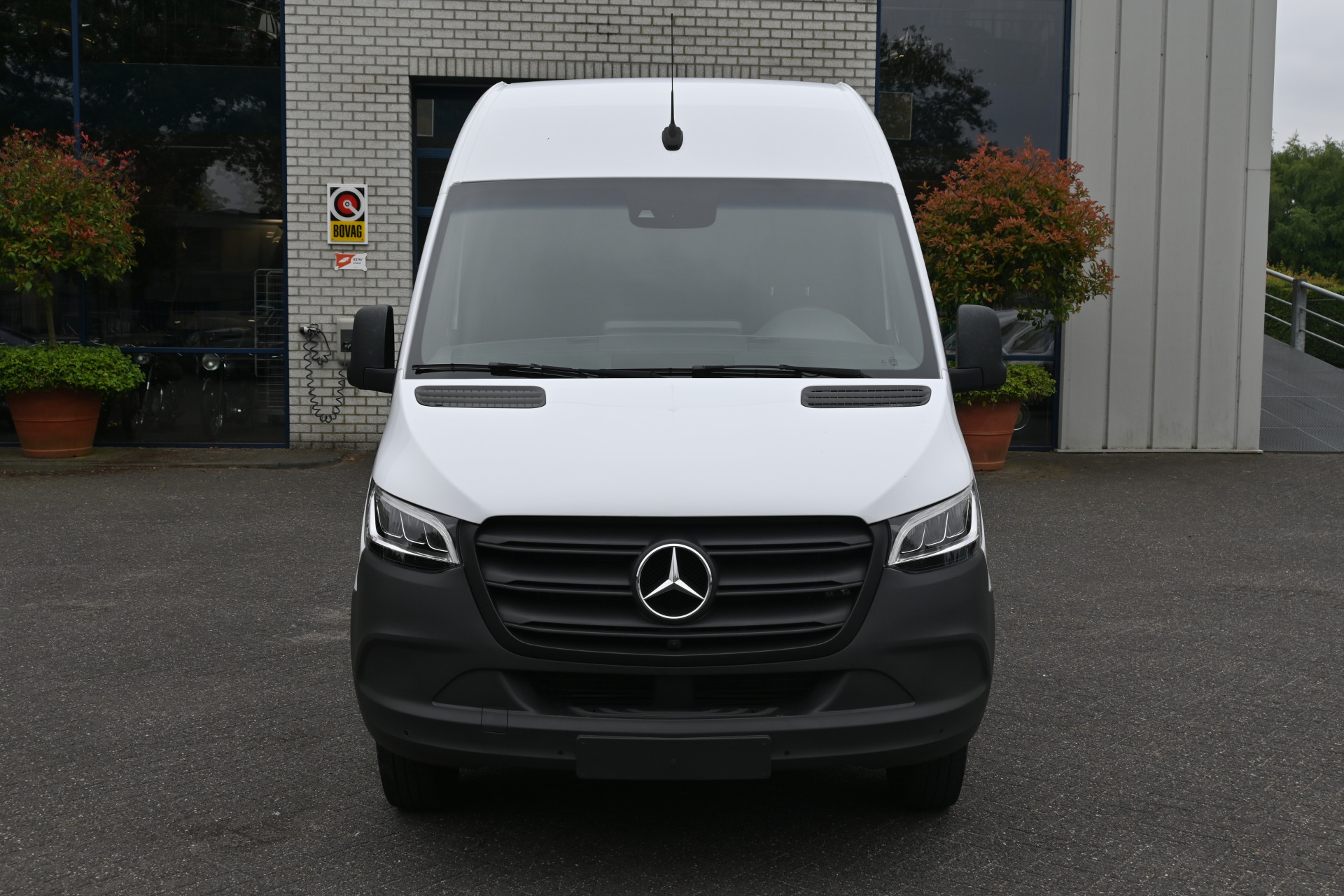 Mercedes-Benz Sprinter 1