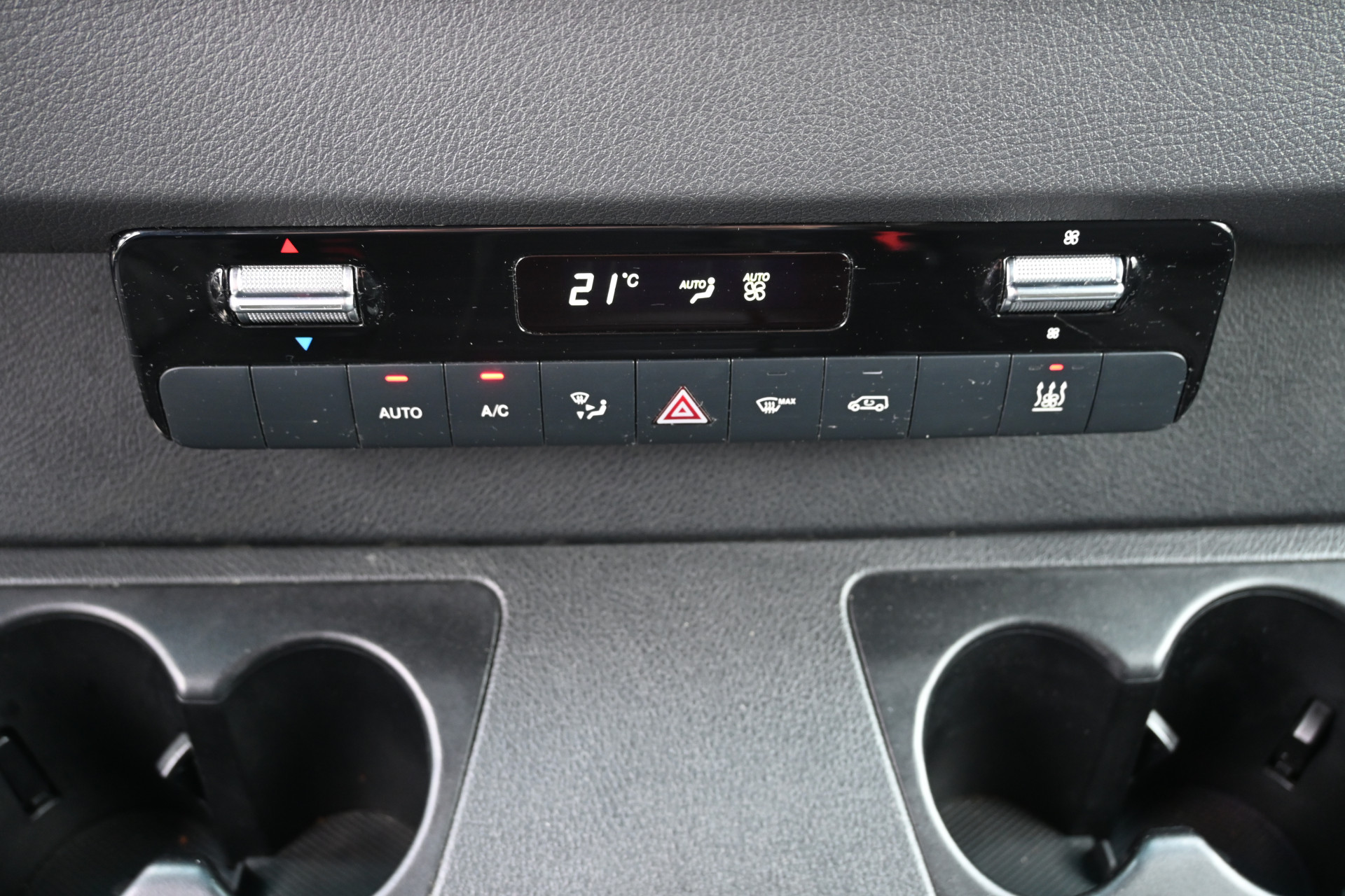 Mercedes-Benz Sprinter 17