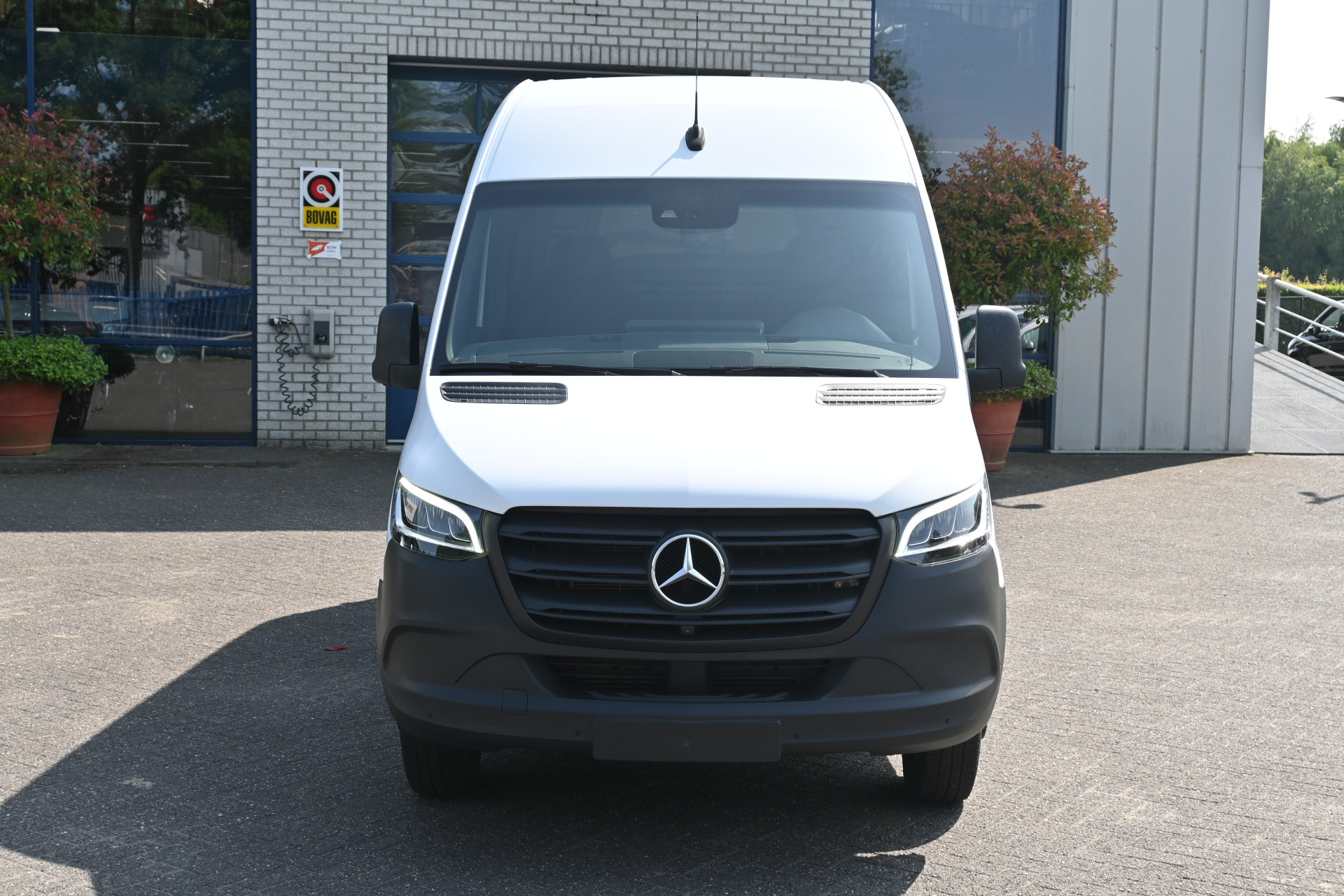 Mercedes-Benz Sprinter 2