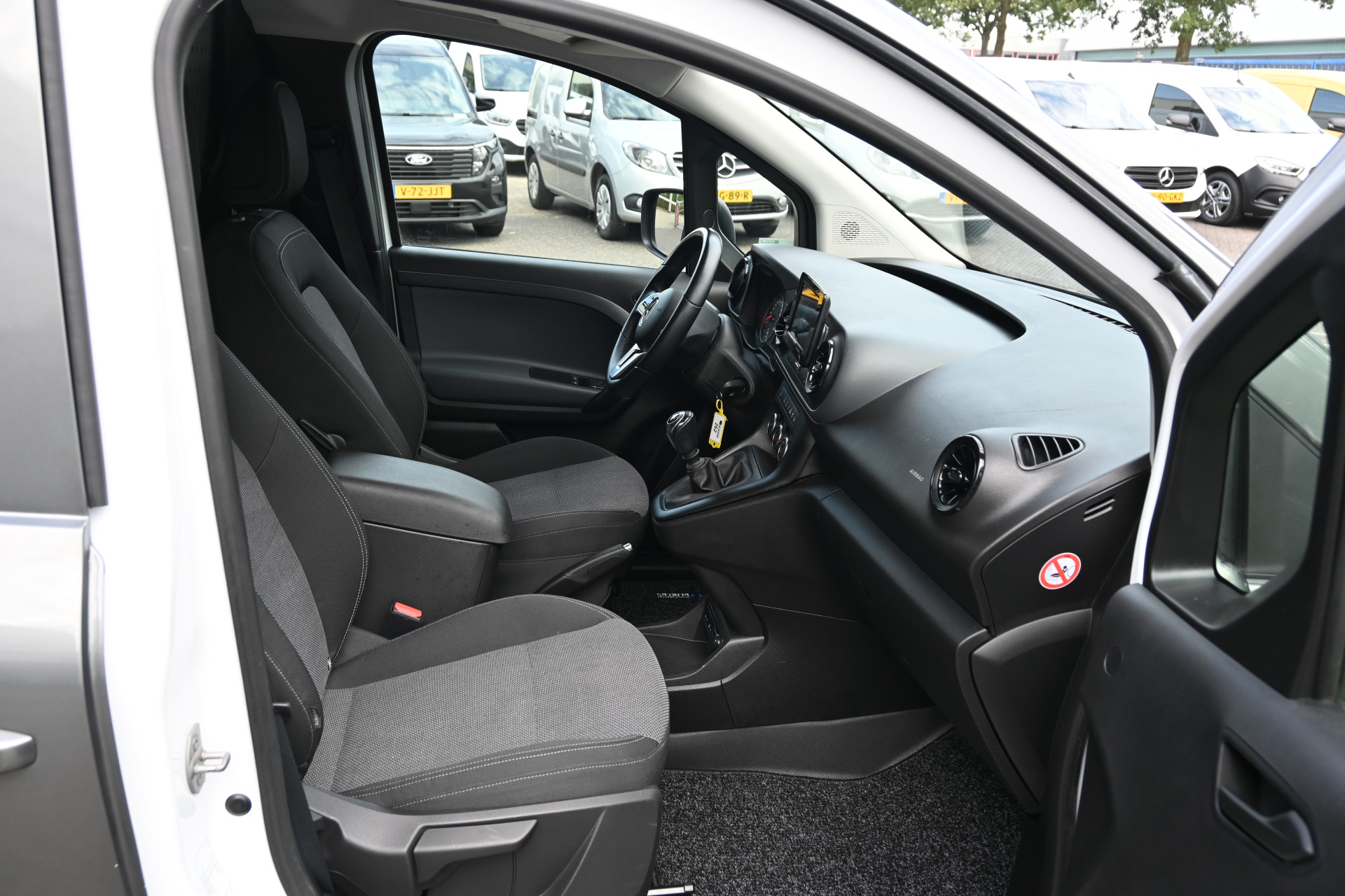 Mercedes-Benz Citan 6