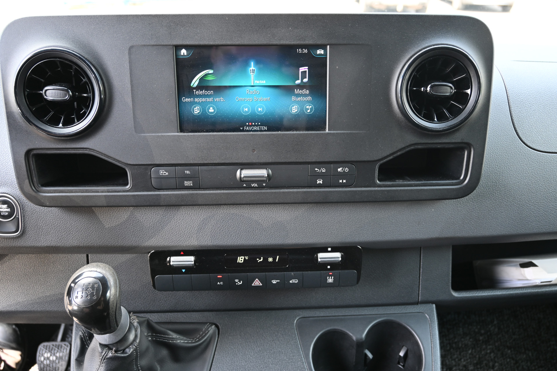 Mercedes-Benz Sprinter 4