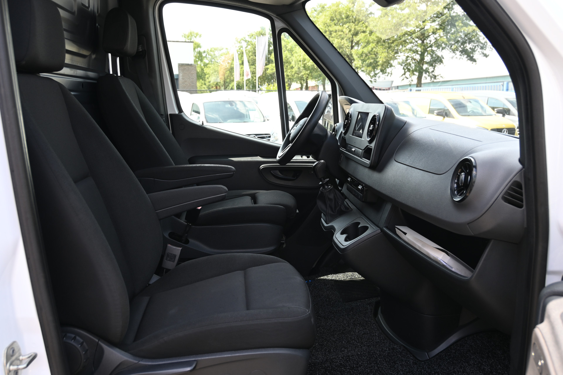 Mercedes-Benz Sprinter 7