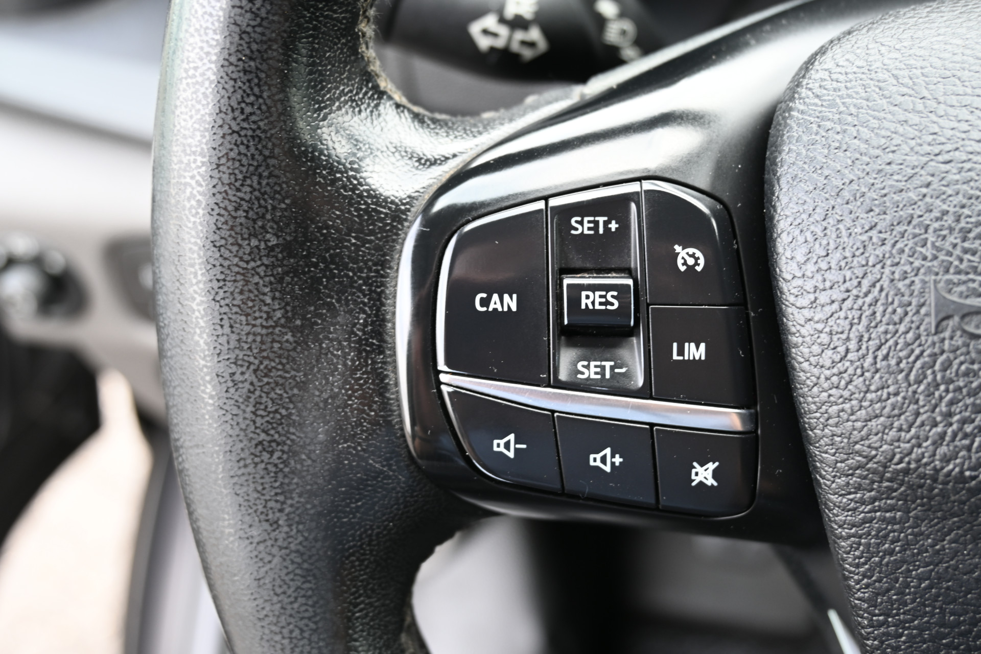 Ford Transit 13