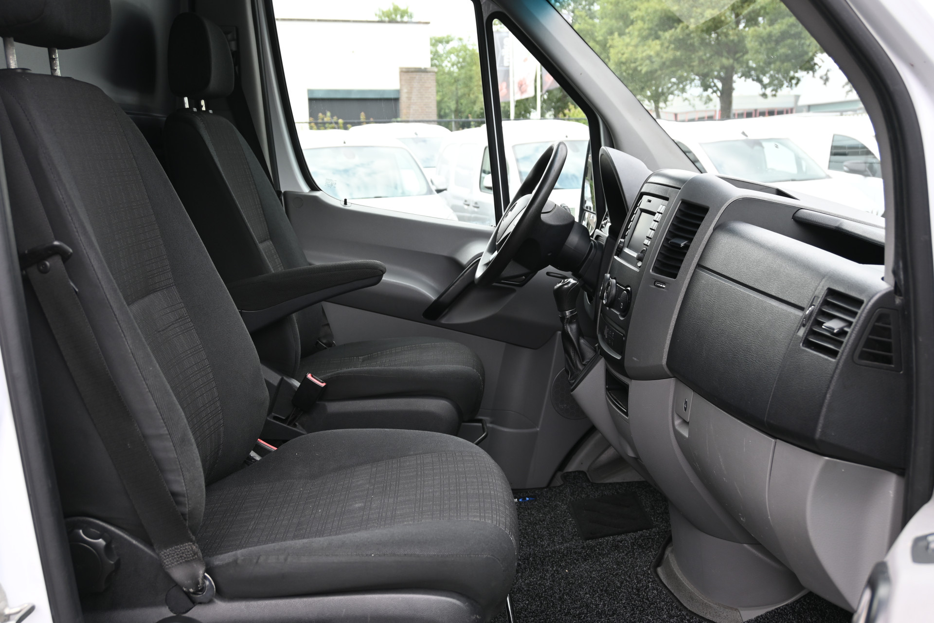 Mercedes-Benz Sprinter 7