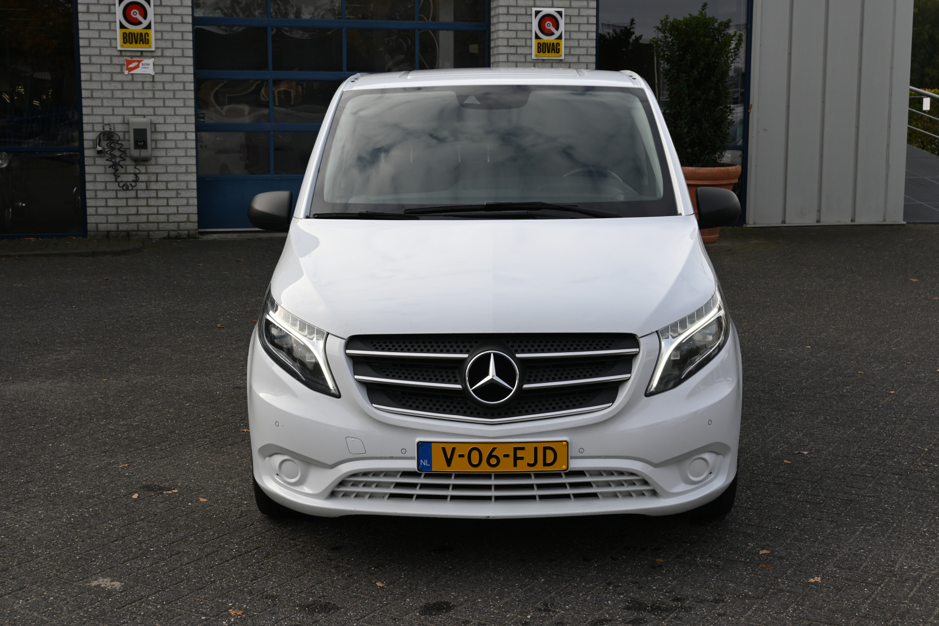 Mercedes-Benz Vito 1
