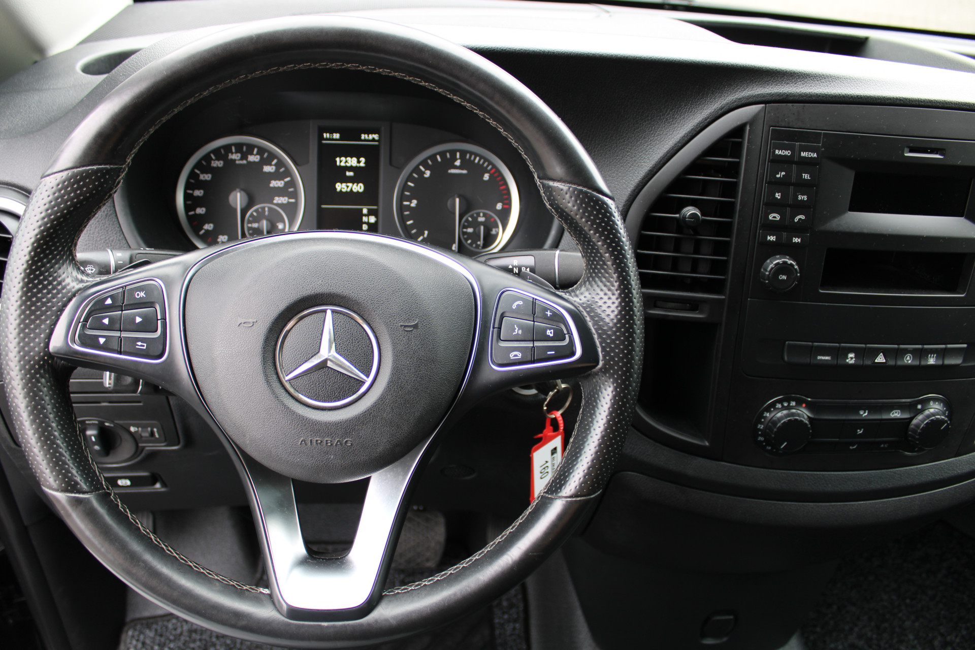 Mercedes-Benz Vito 10