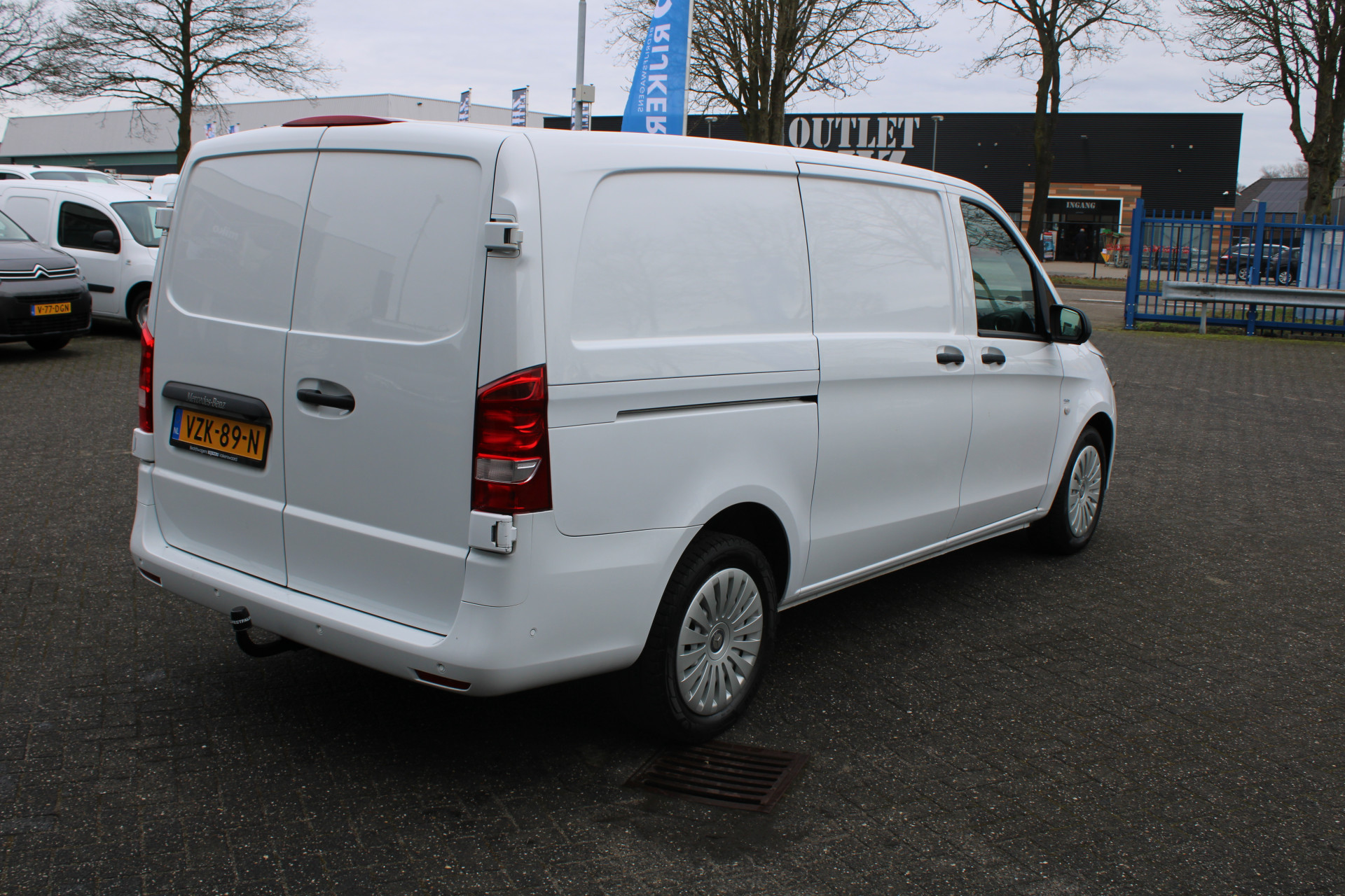 Mercedes-Benz Vito 2