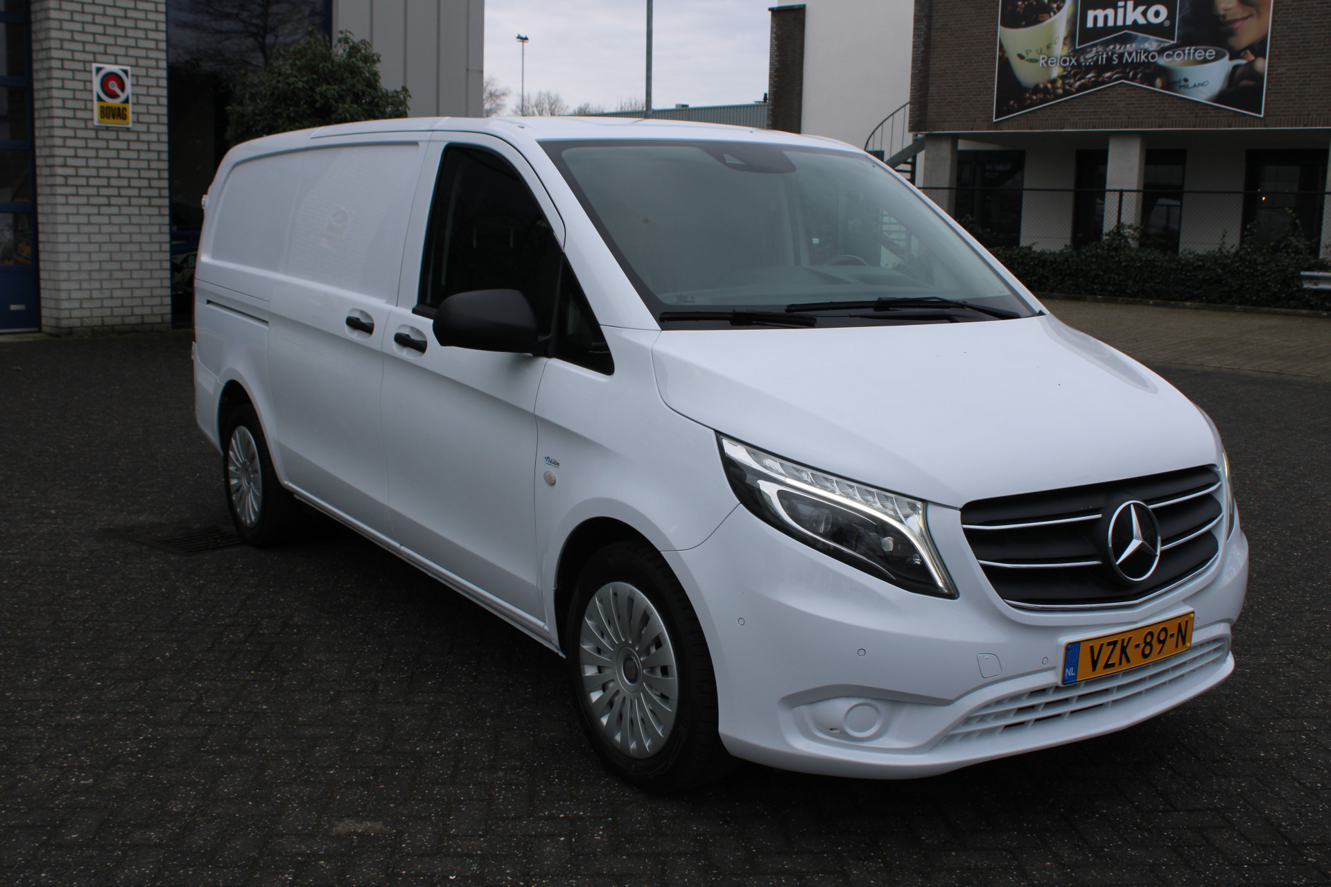 Mercedes-Benz Vito 9
