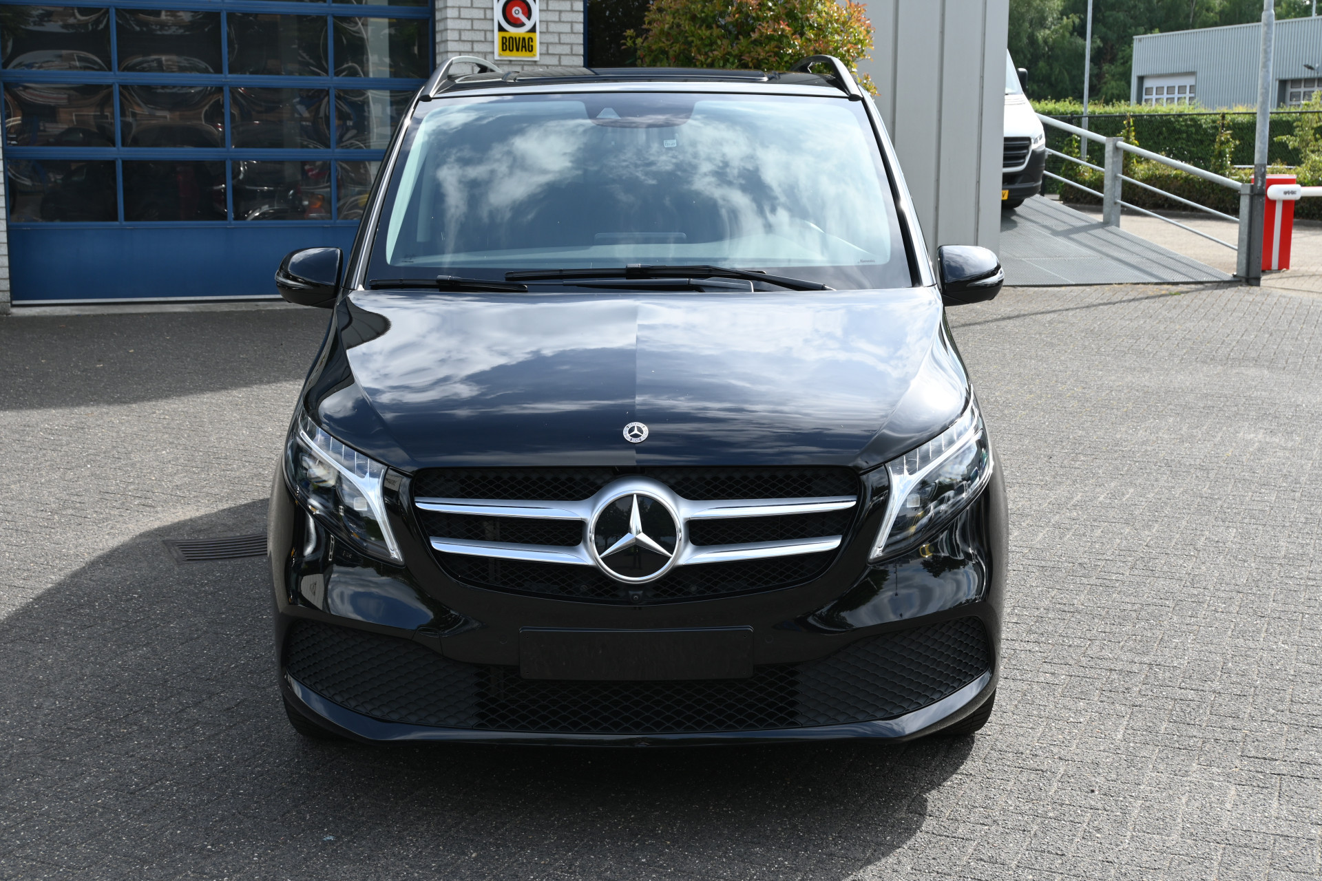 Mercedes-Benz V-Klasse 1