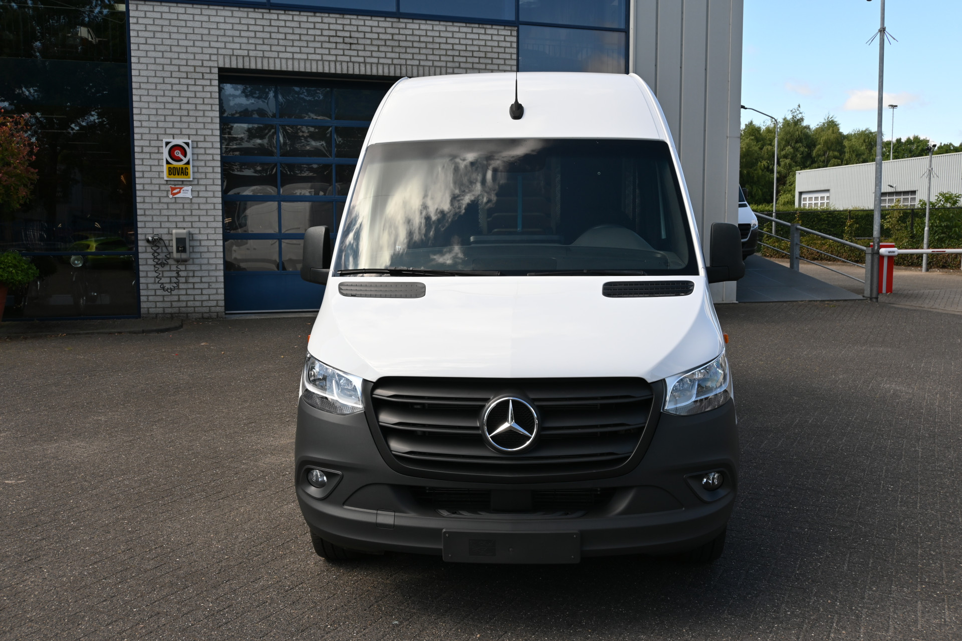 Mercedes-Benz Sprinter 1