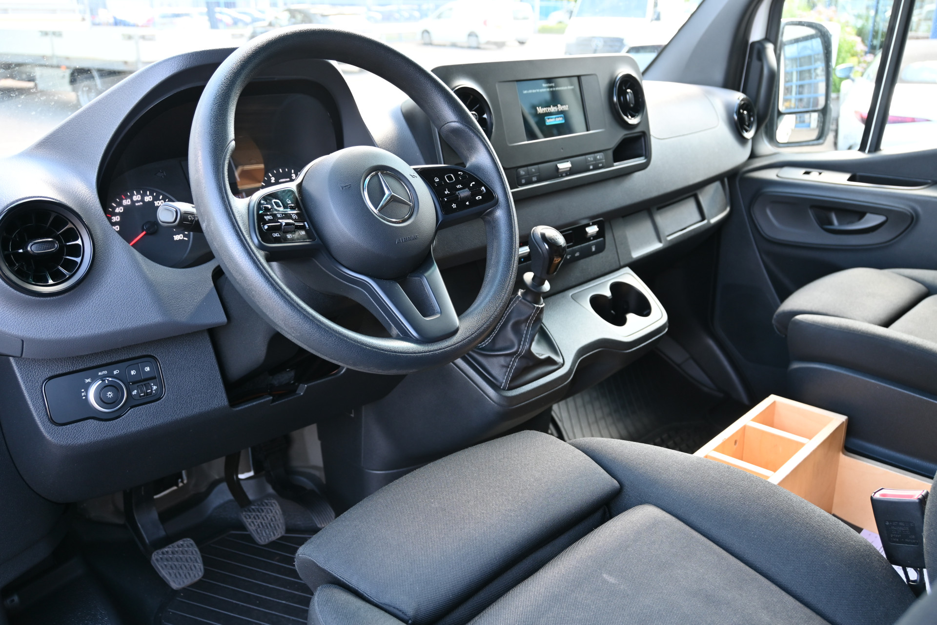 Mercedes-Benz Sprinter 3