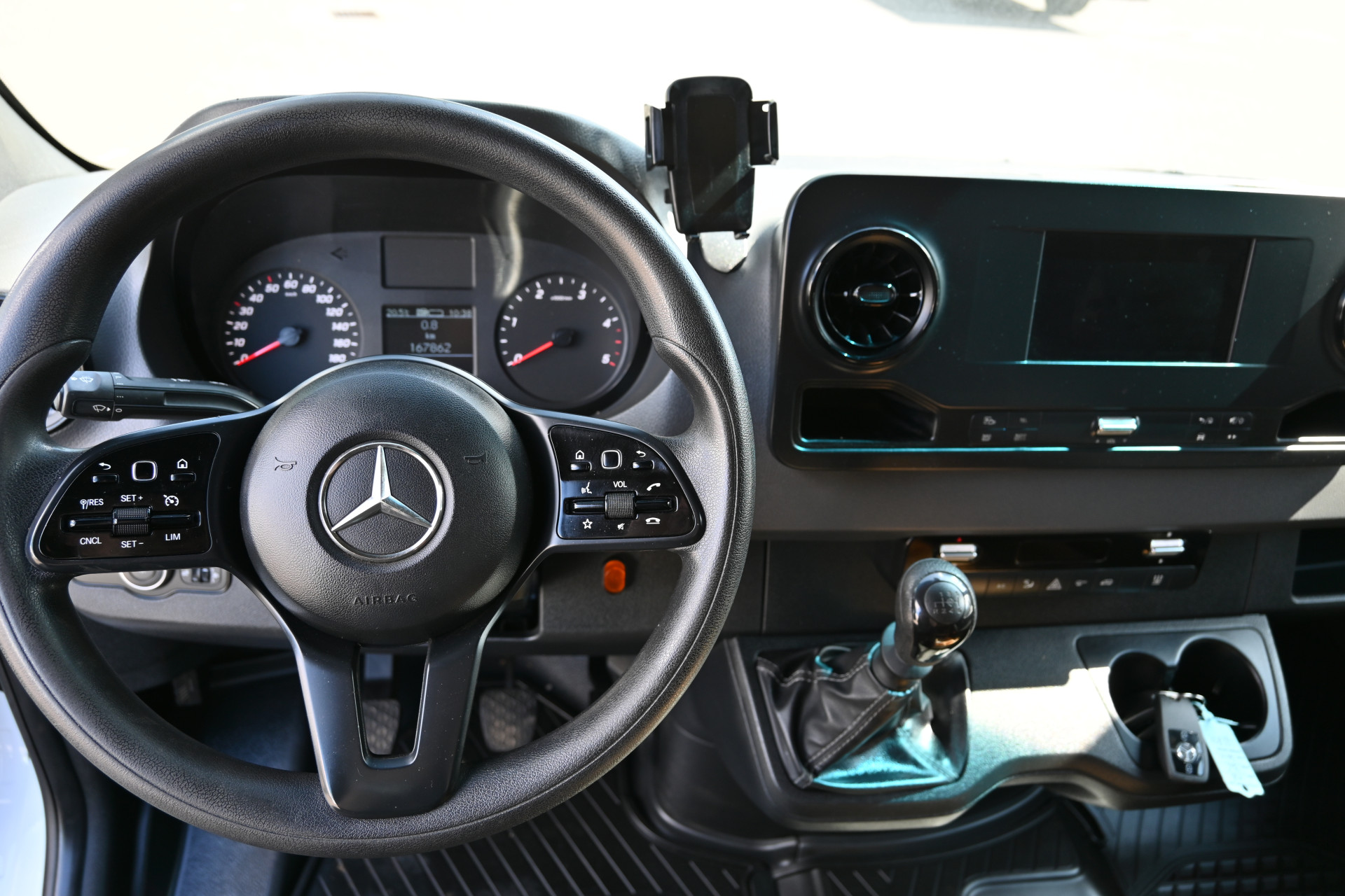 Mercedes-Benz Sprinter 14