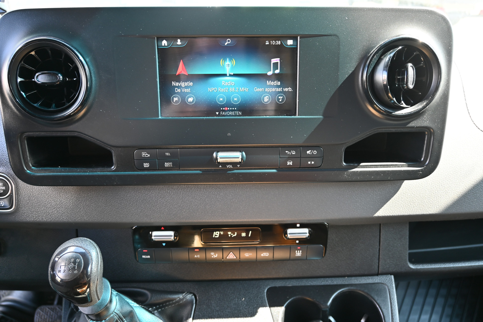 Mercedes-Benz Sprinter 4