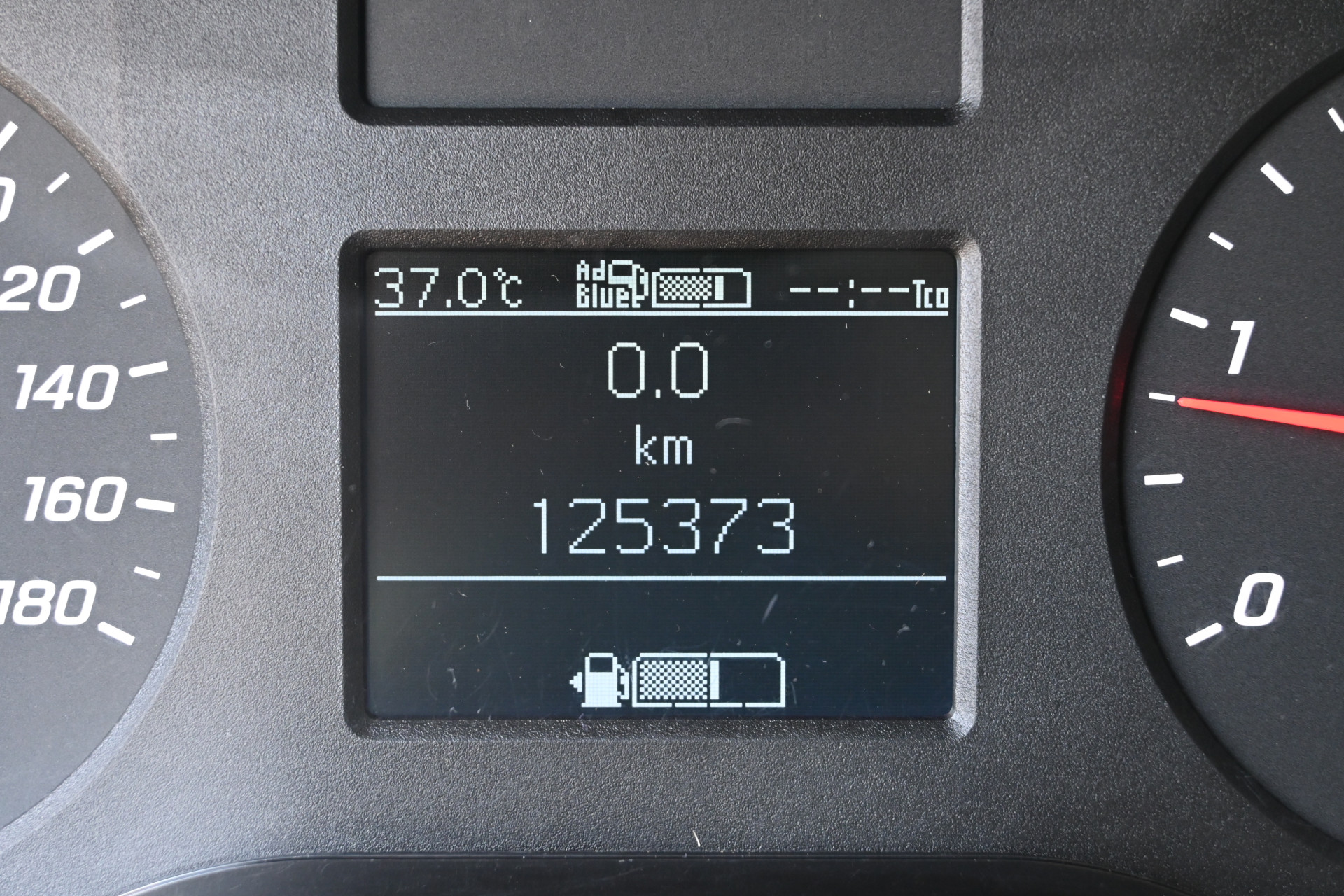 Mercedes-Benz Sprinter 18