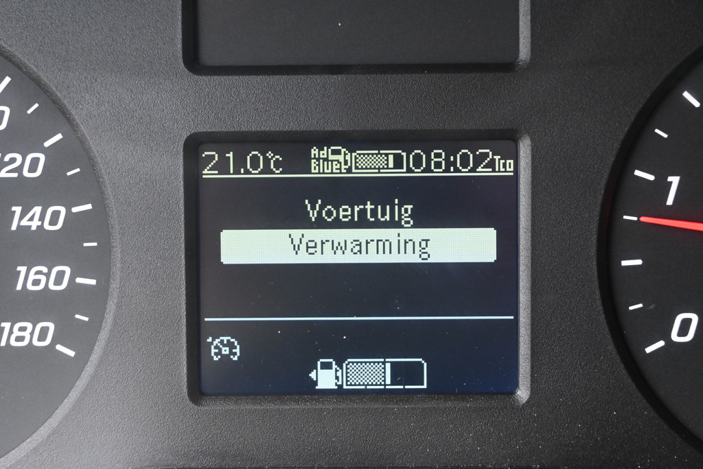 Mercedes-Benz Sprinter 17