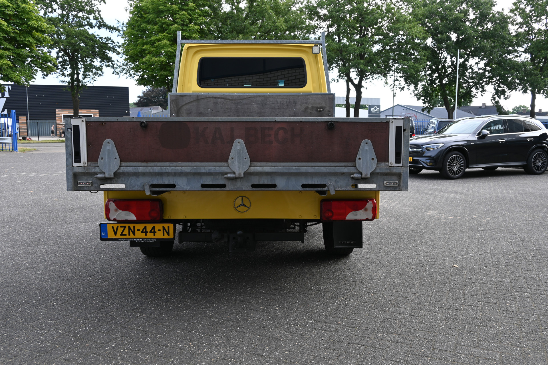 Mercedes-Benz Sprinter 10