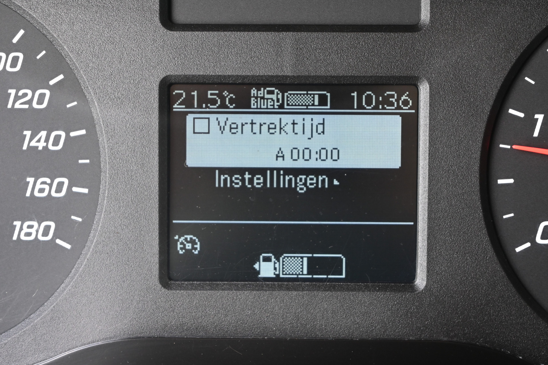 Mercedes-Benz Sprinter 16