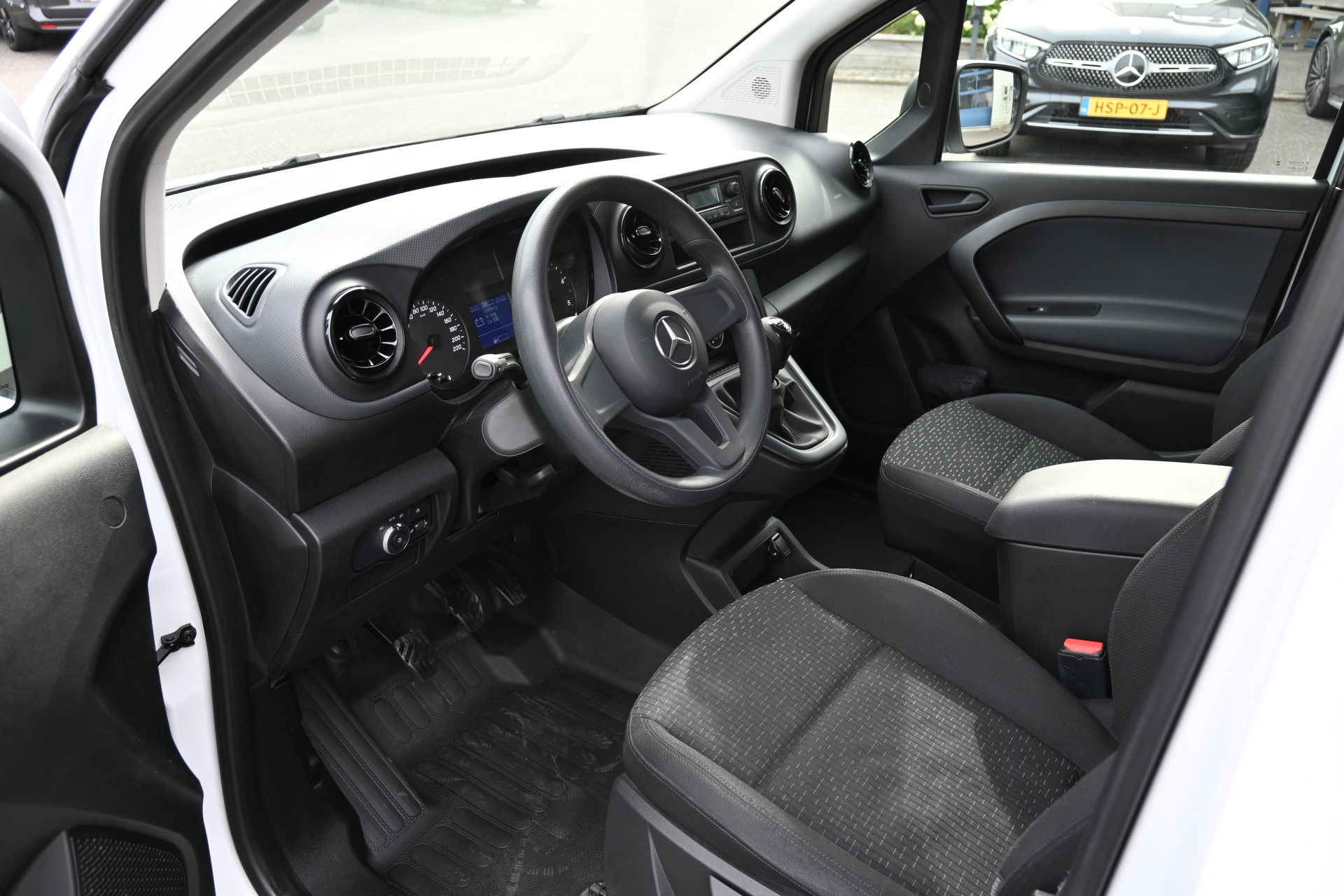 Mercedes-Benz Citan 10