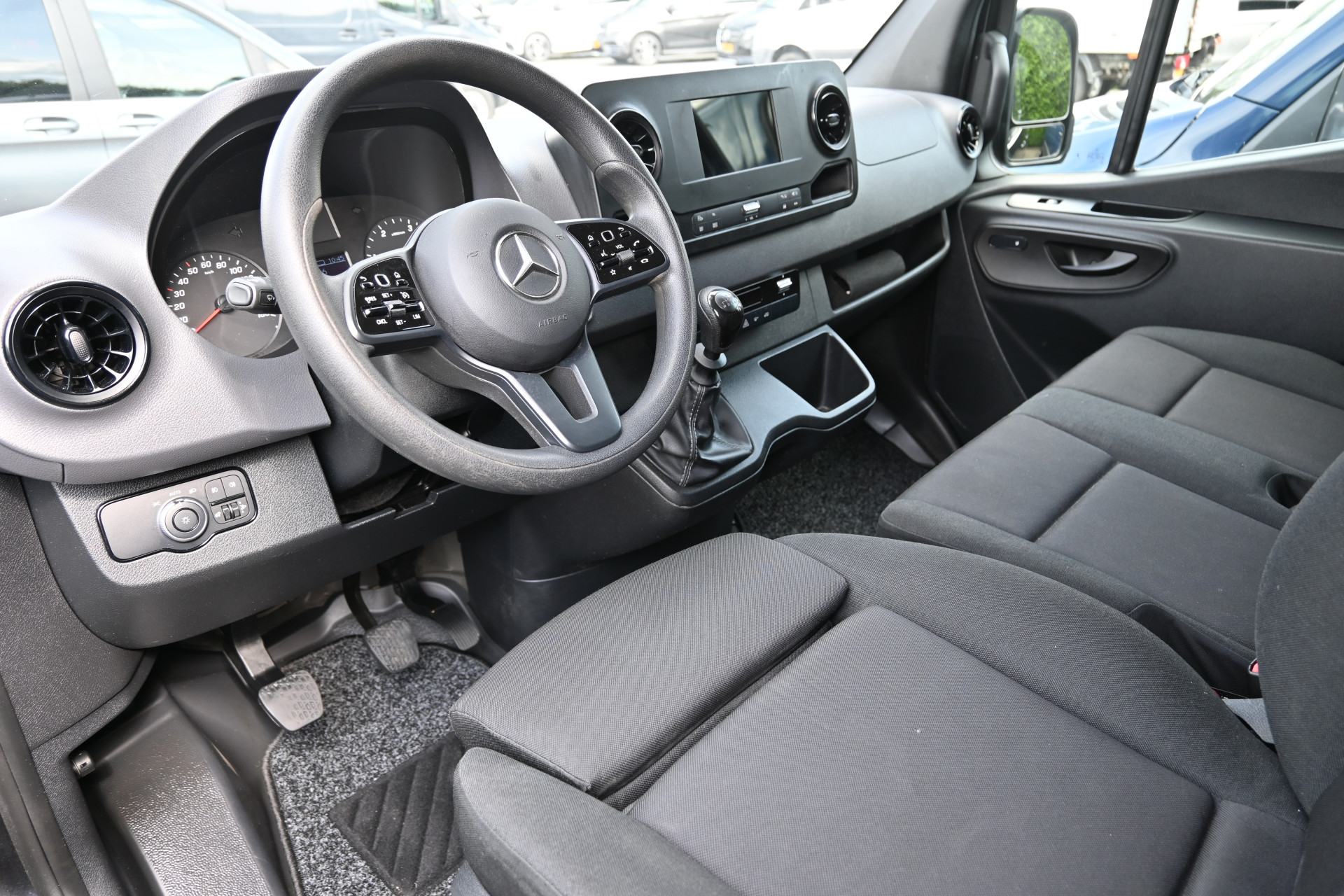 Mercedes-Benz Sprinter 3