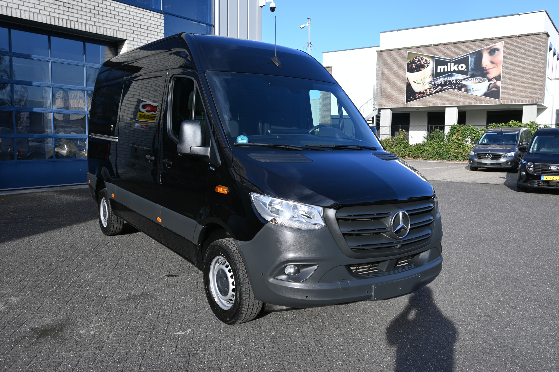 Mercedes-Benz Sprinter 9