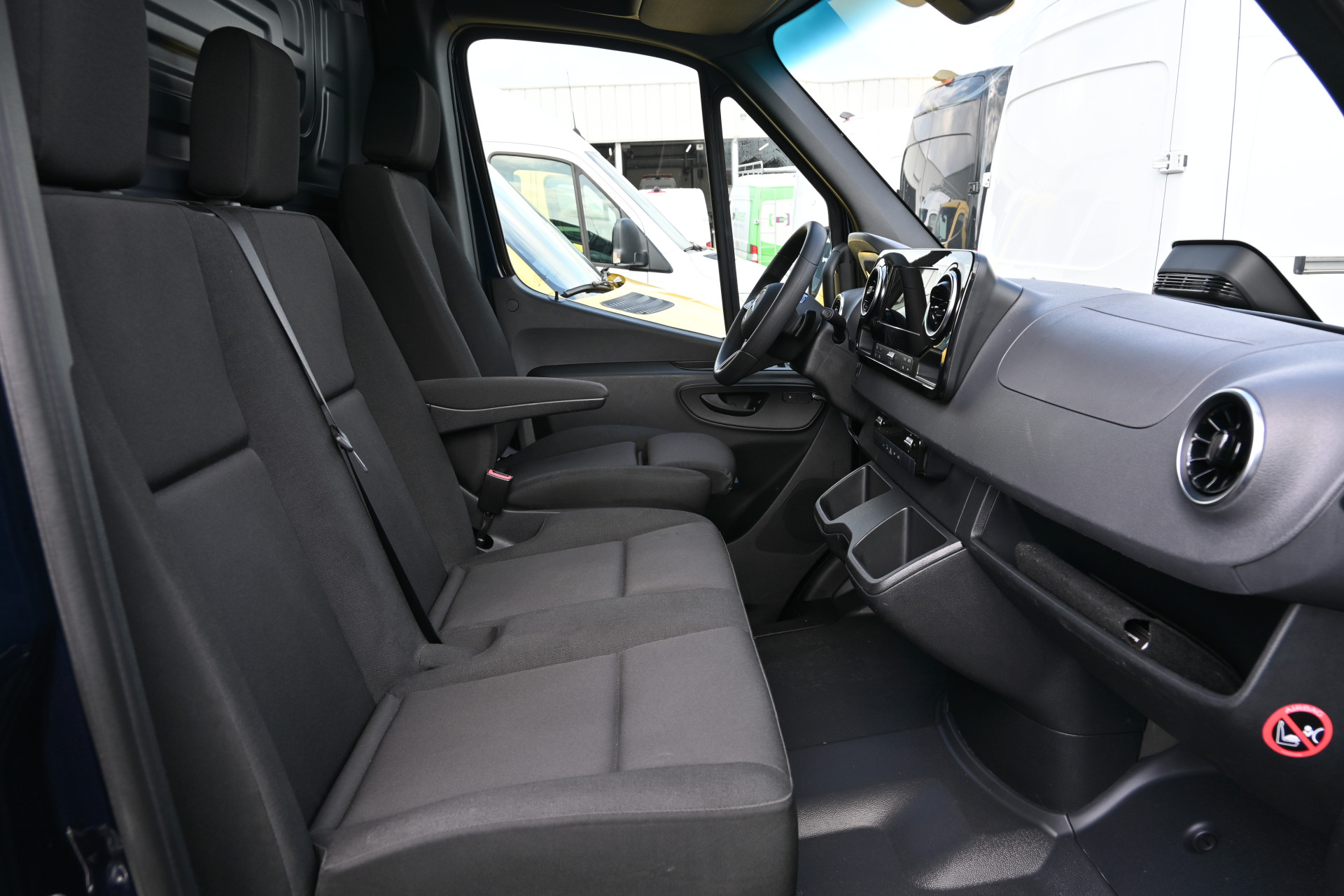Mercedes-Benz Sprinter 7
