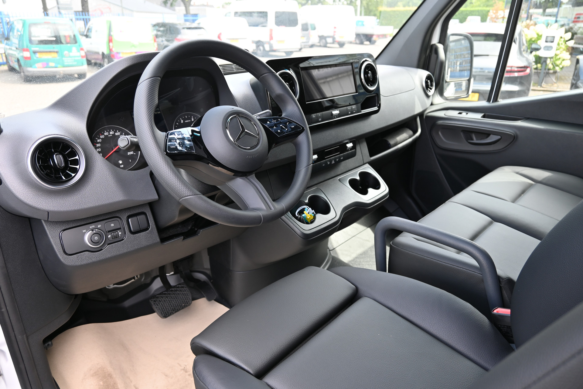 Mercedes-Benz Sprinter 3