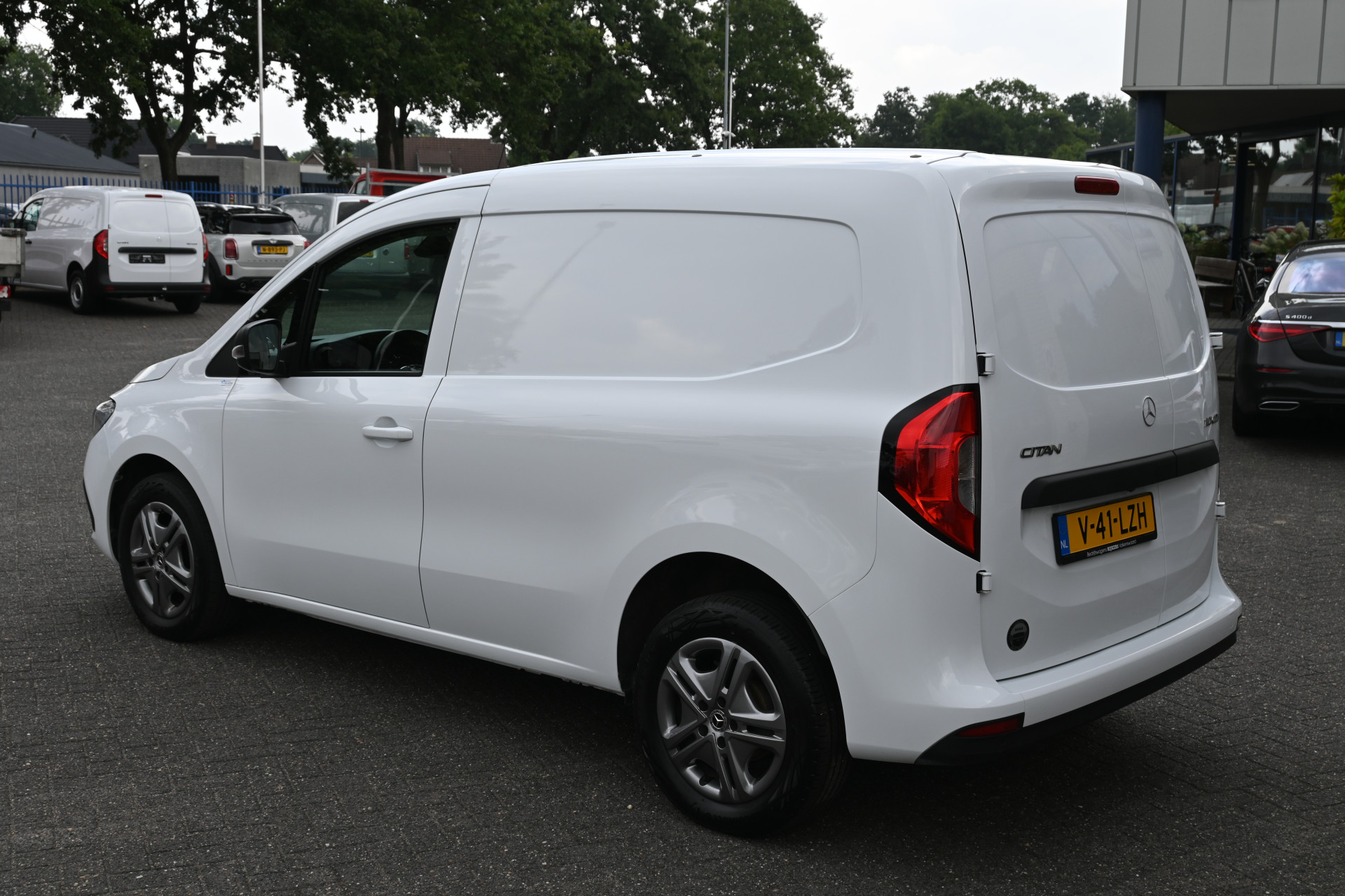 Mercedes-Benz Citan 12