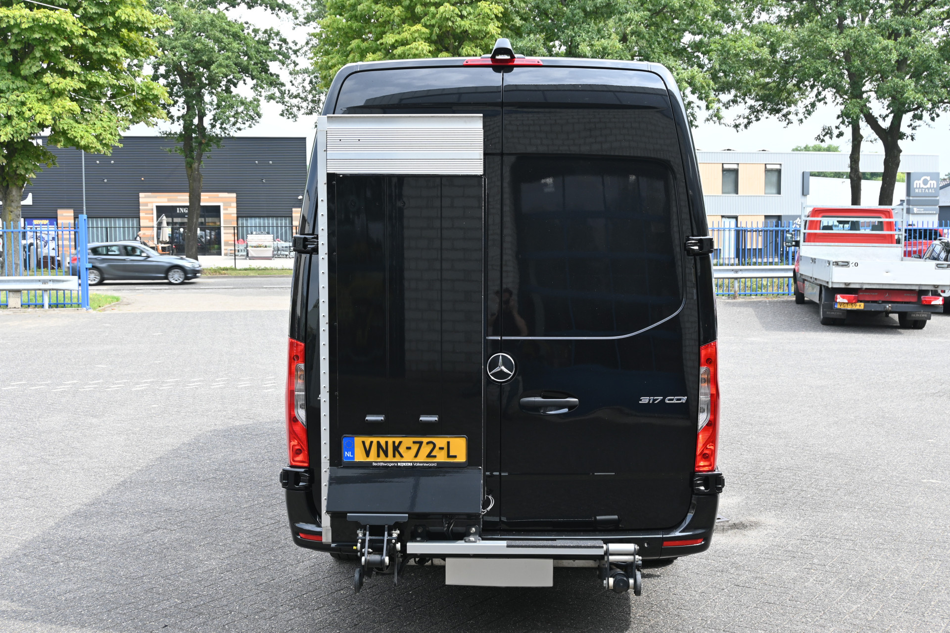 Mercedes-Benz Sprinter 12