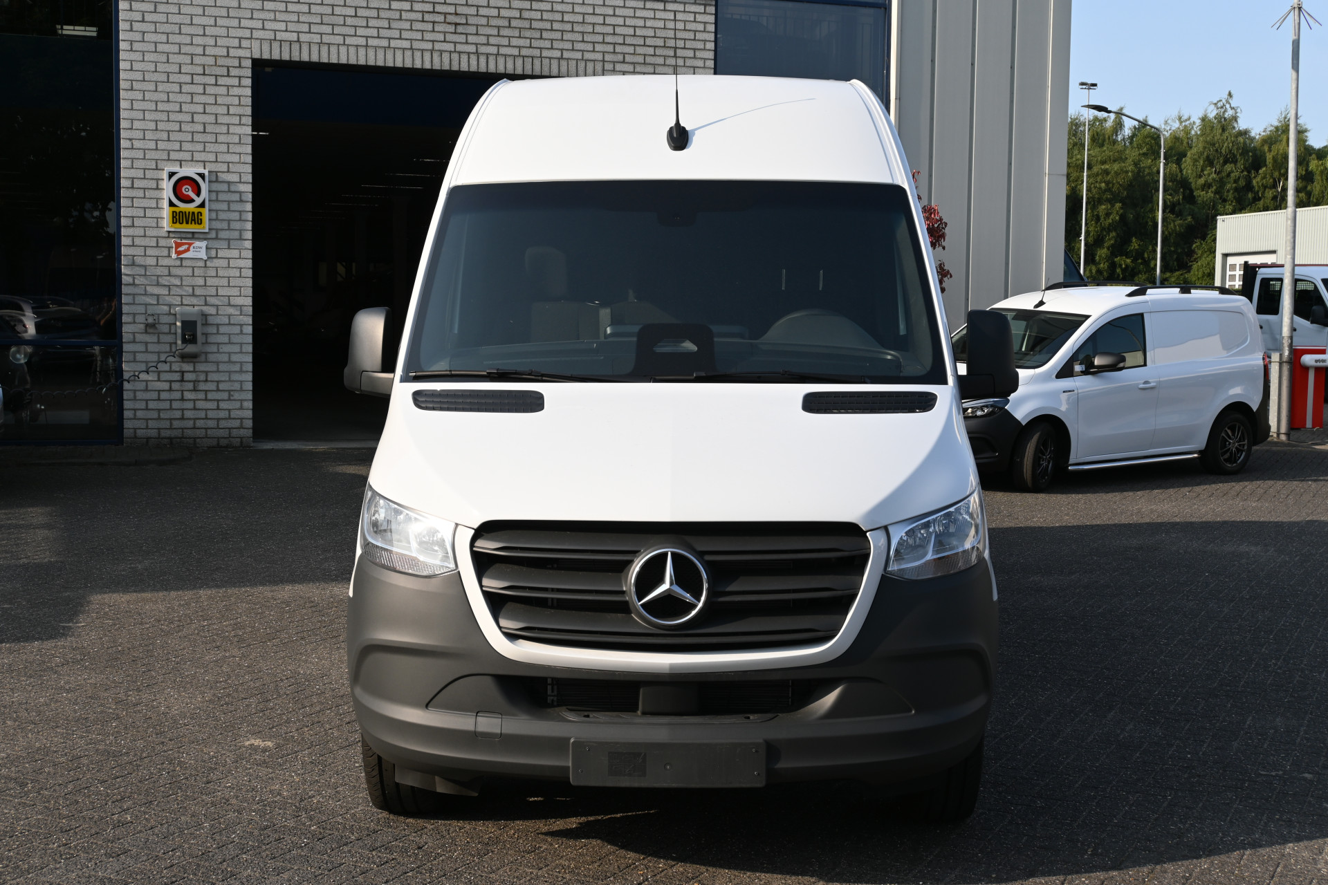Mercedes-Benz Sprinter 1