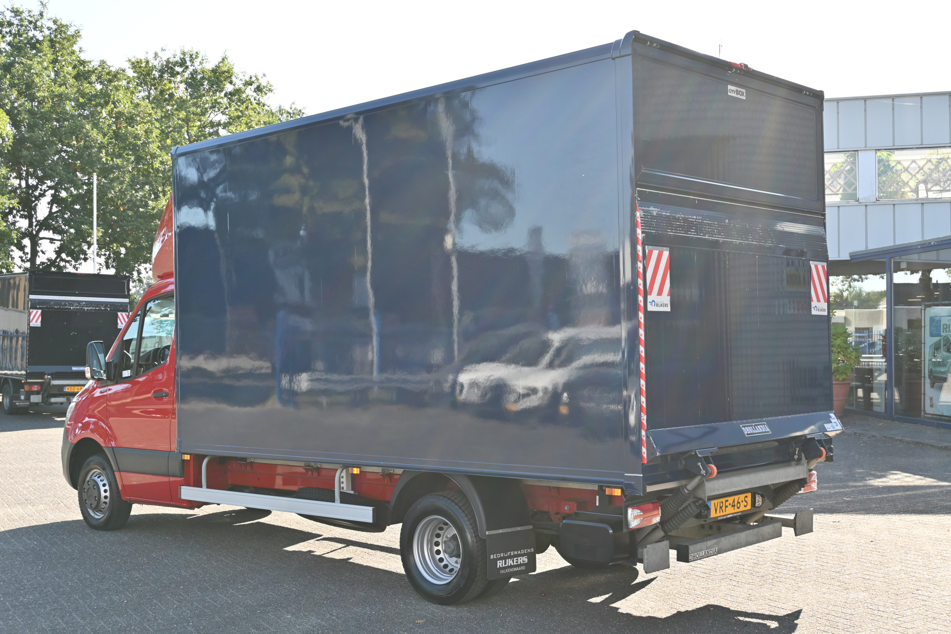 Mercedes-Benz Sprinter 13