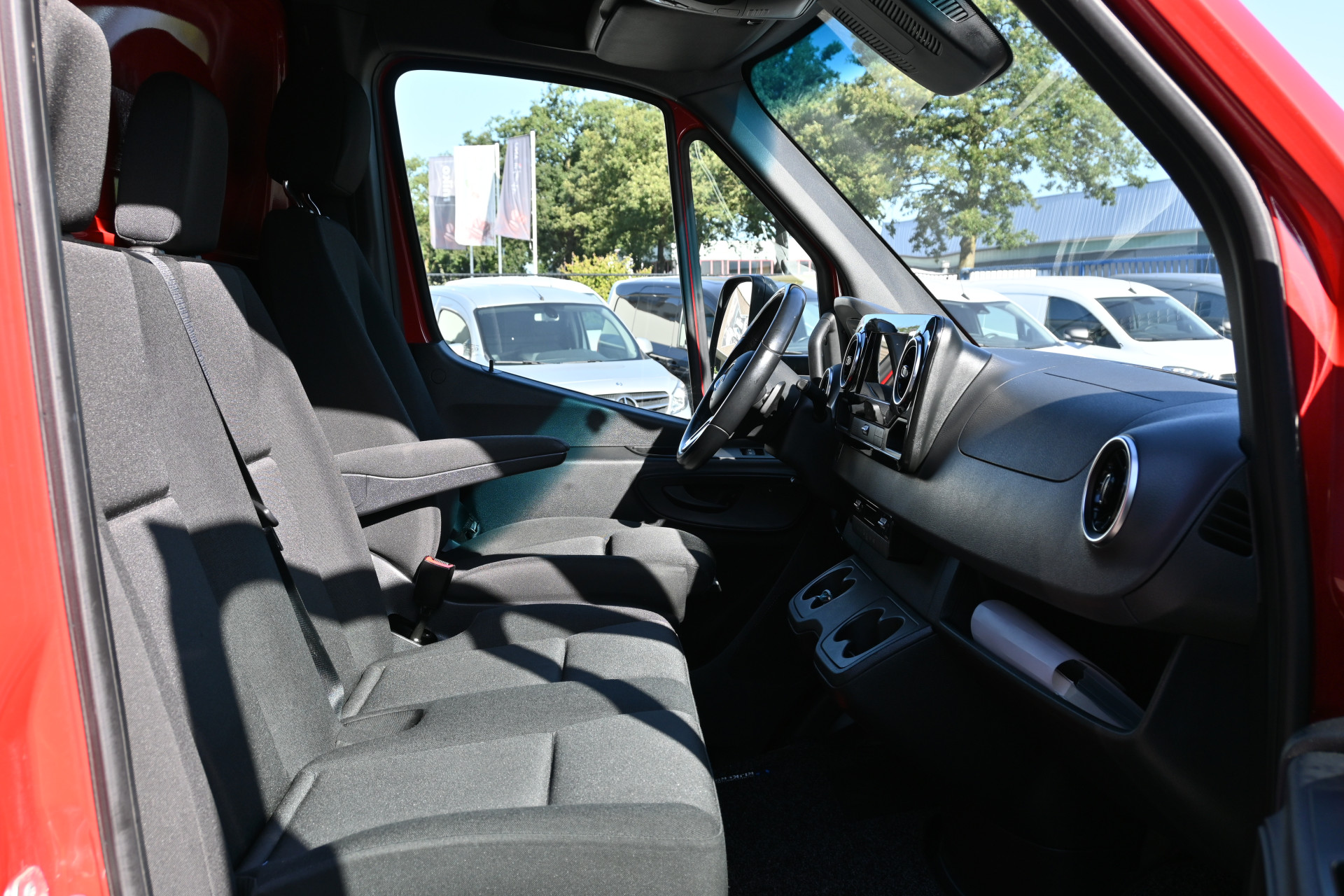 Mercedes-Benz Sprinter 8