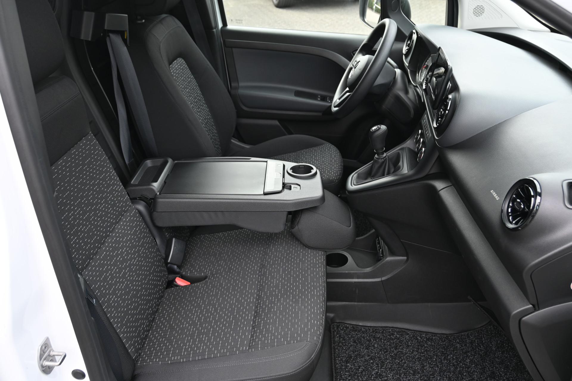 Mercedes-Benz Citan 8