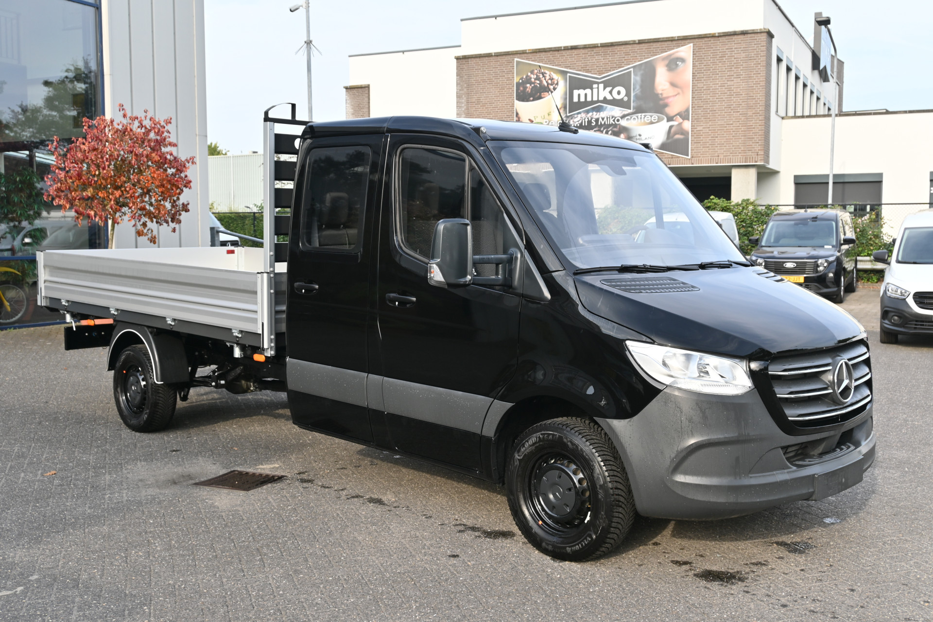 Mercedes-Benz Sprinter 12