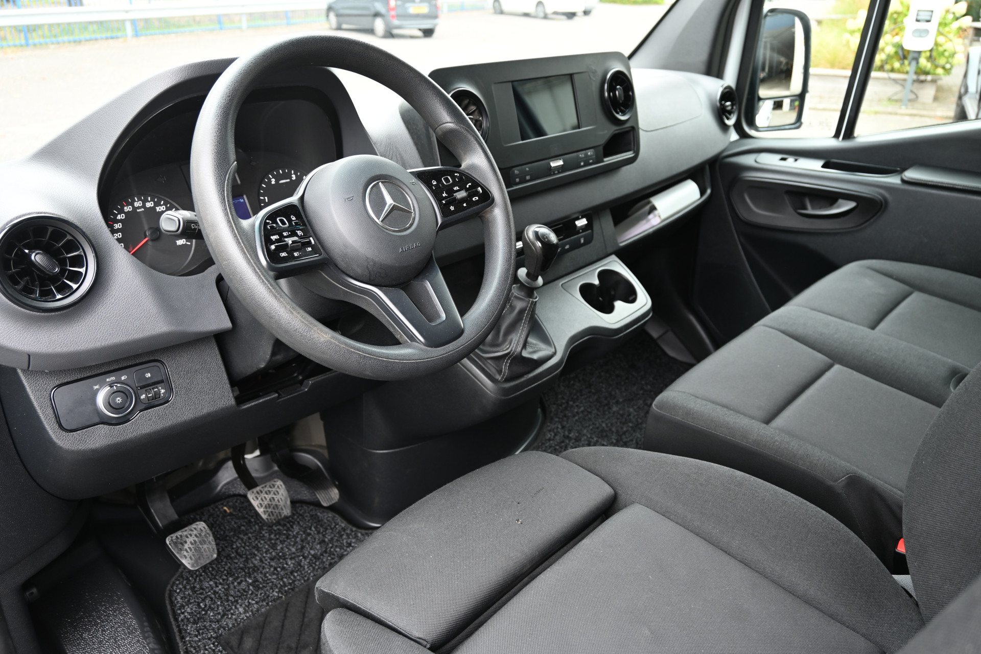 Mercedes-Benz Sprinter 3