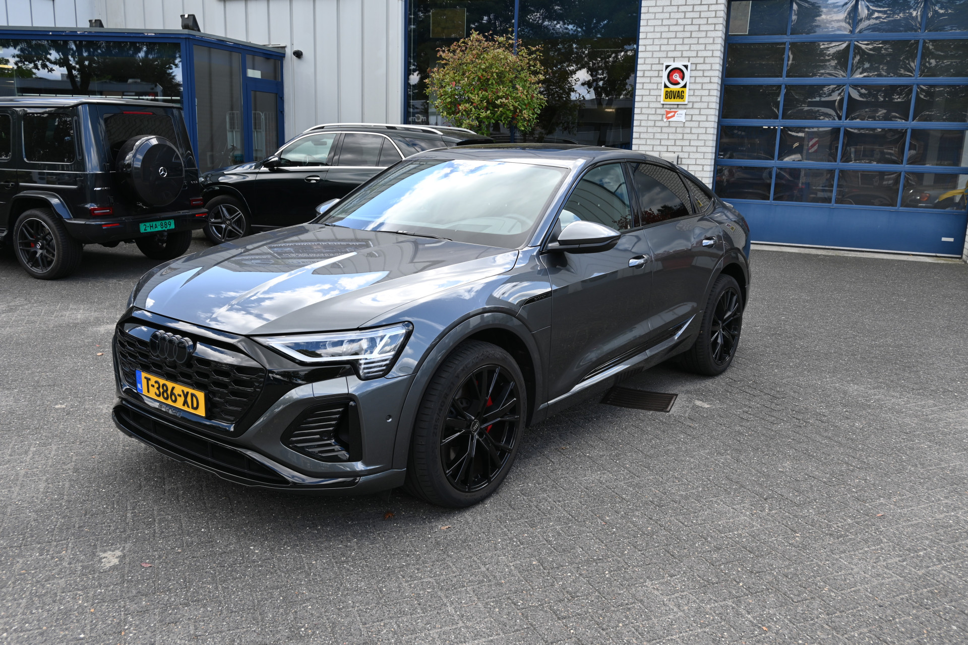 Audi Q8 Sportback e-tron 12