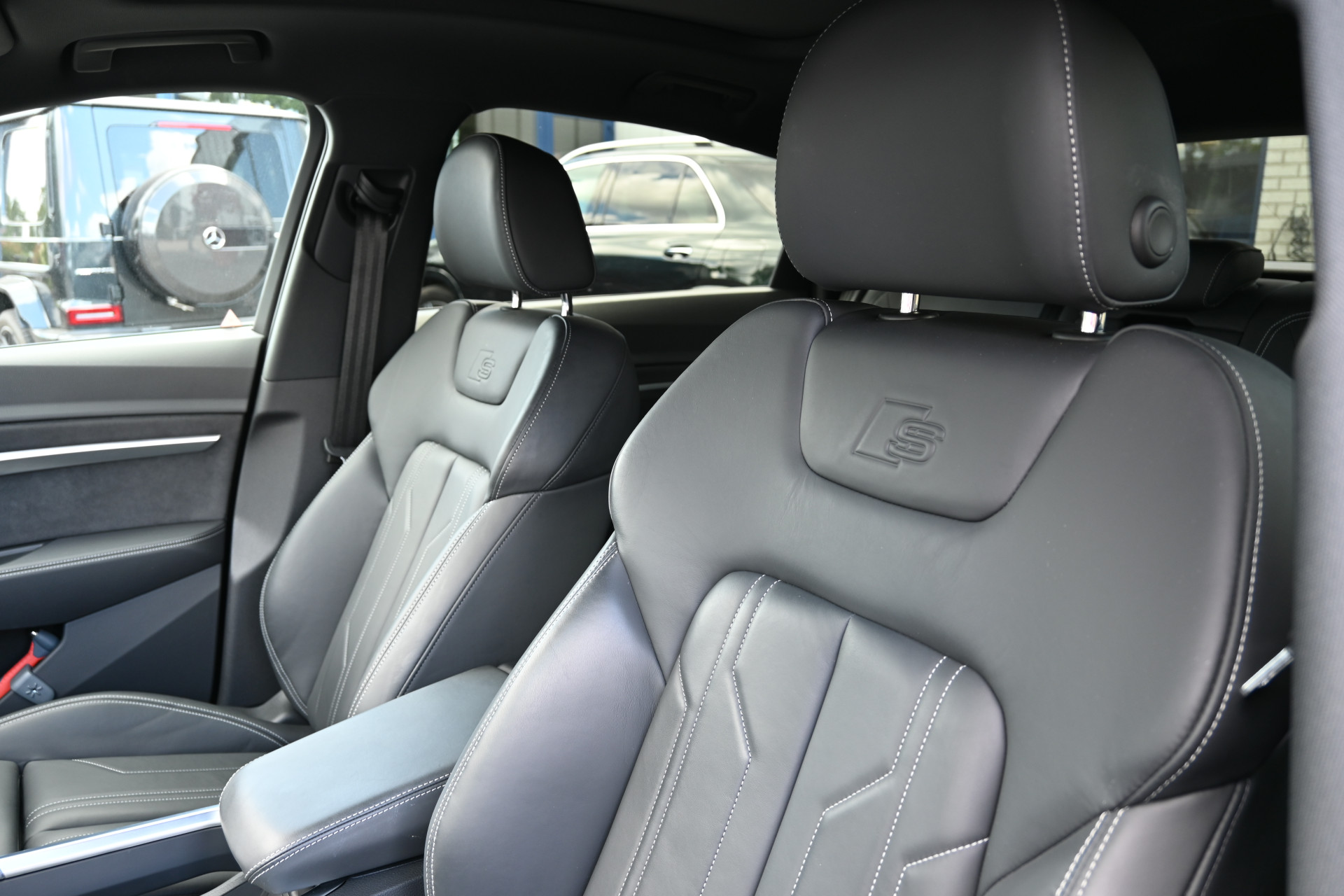 Audi Q8 Sportback e-tron 8